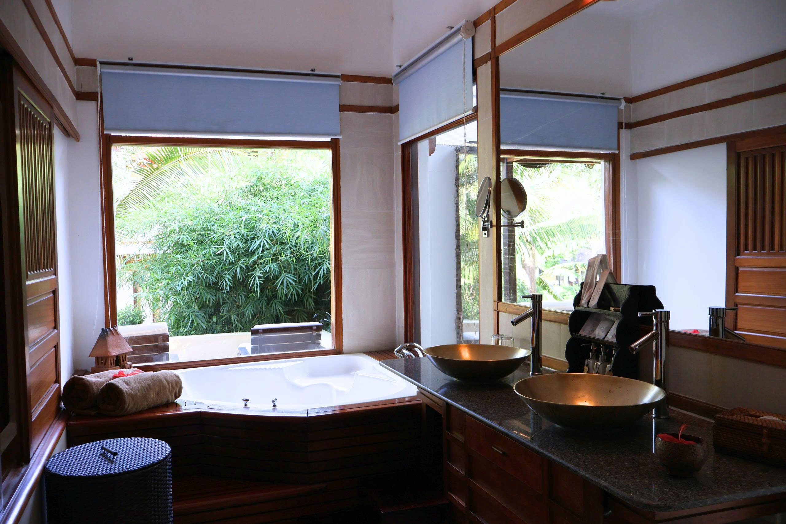 Bungalow Deluxe with Views
