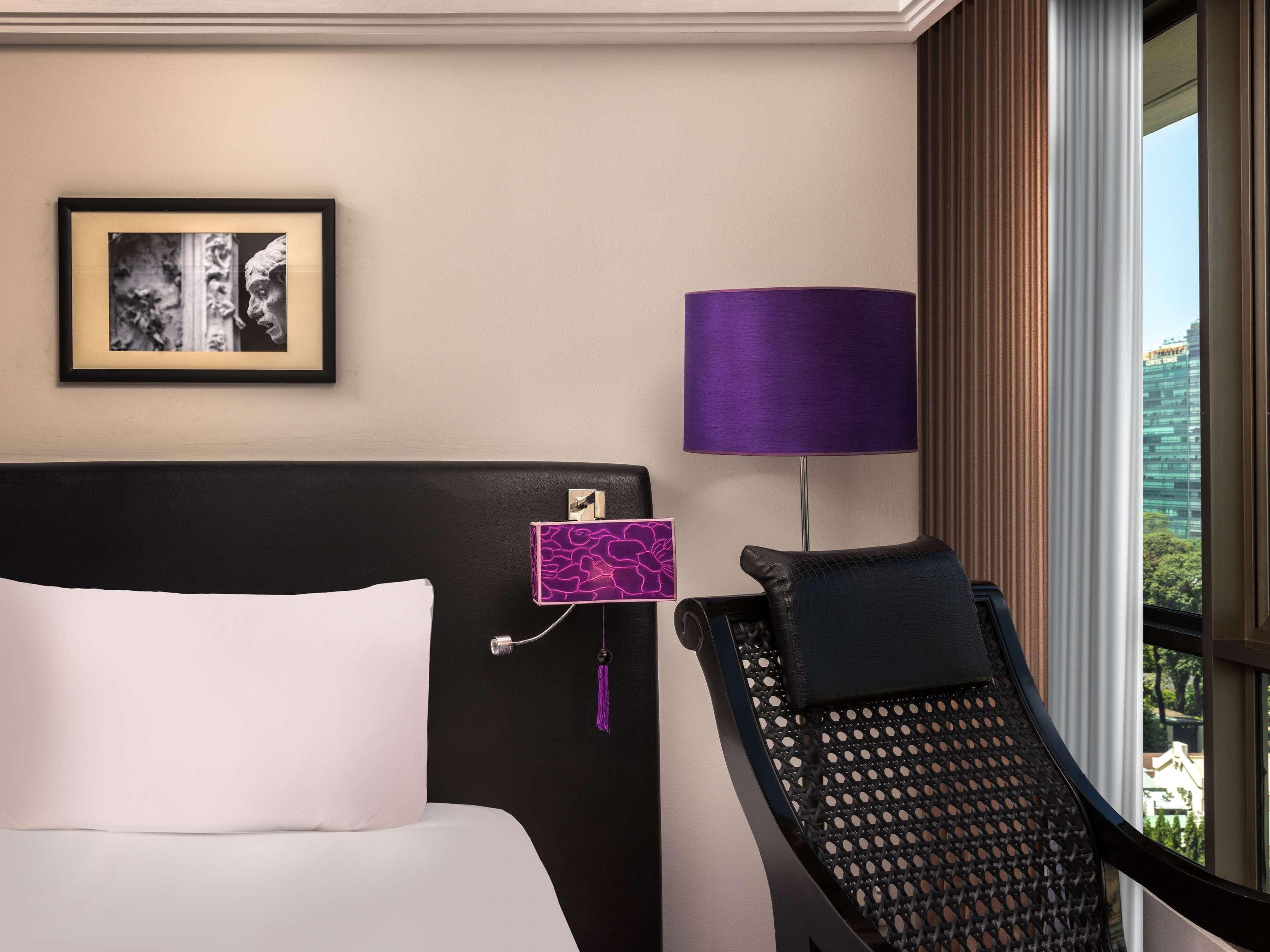 Twin Luxury City View