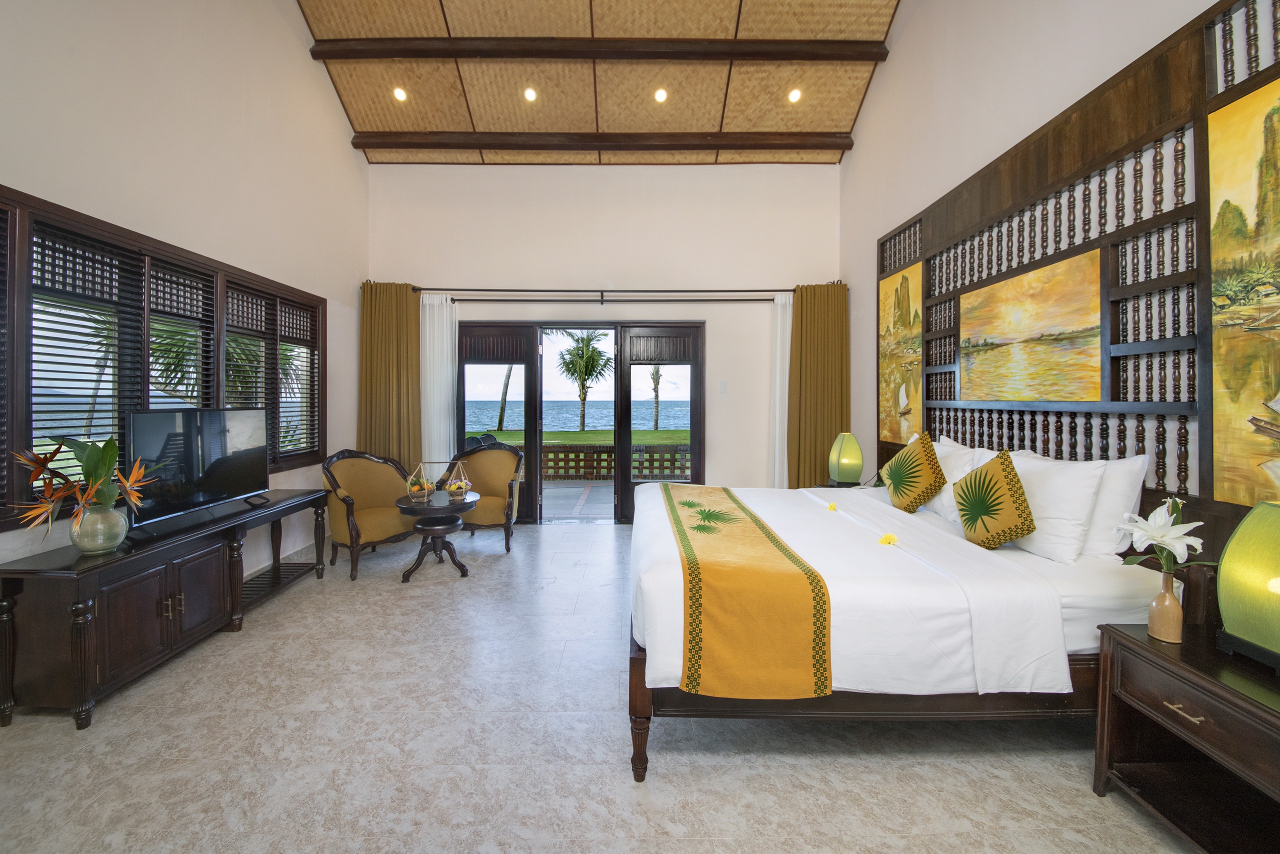 Bungalow Beach Front