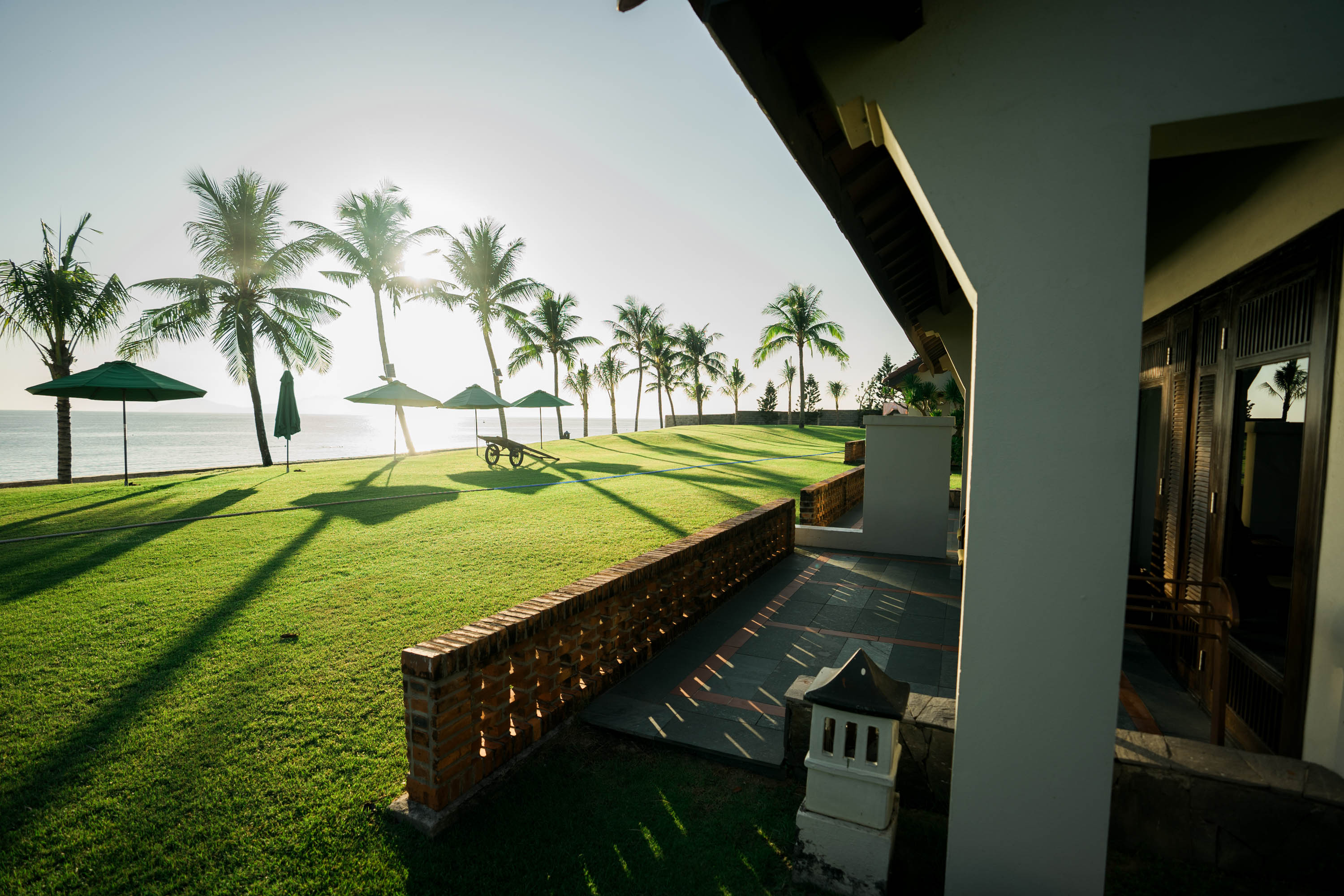 Bungalow Beach Front