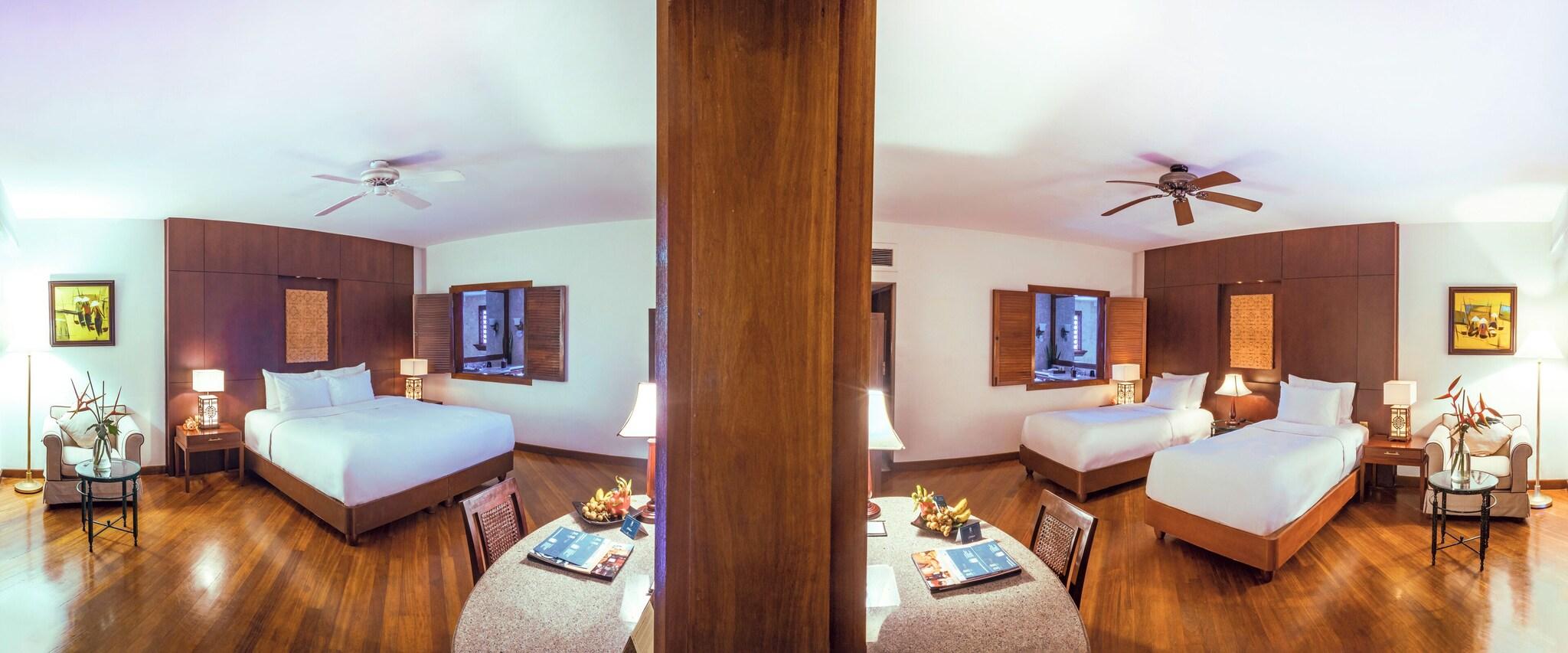 Family Room Garden View