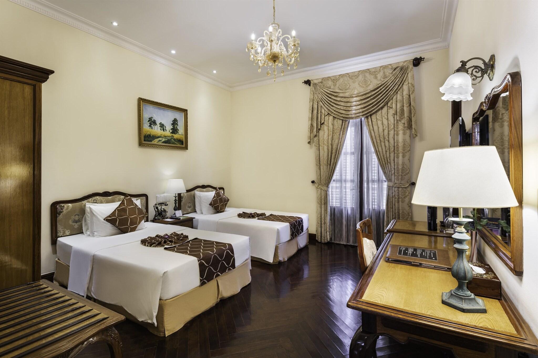 Double or Twin Grand