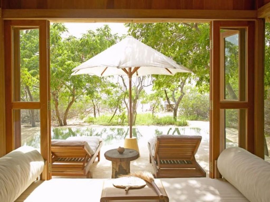 Family Room Pool View