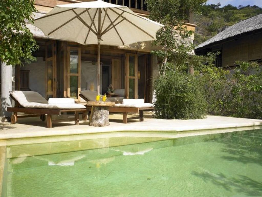 Family Room Pool View