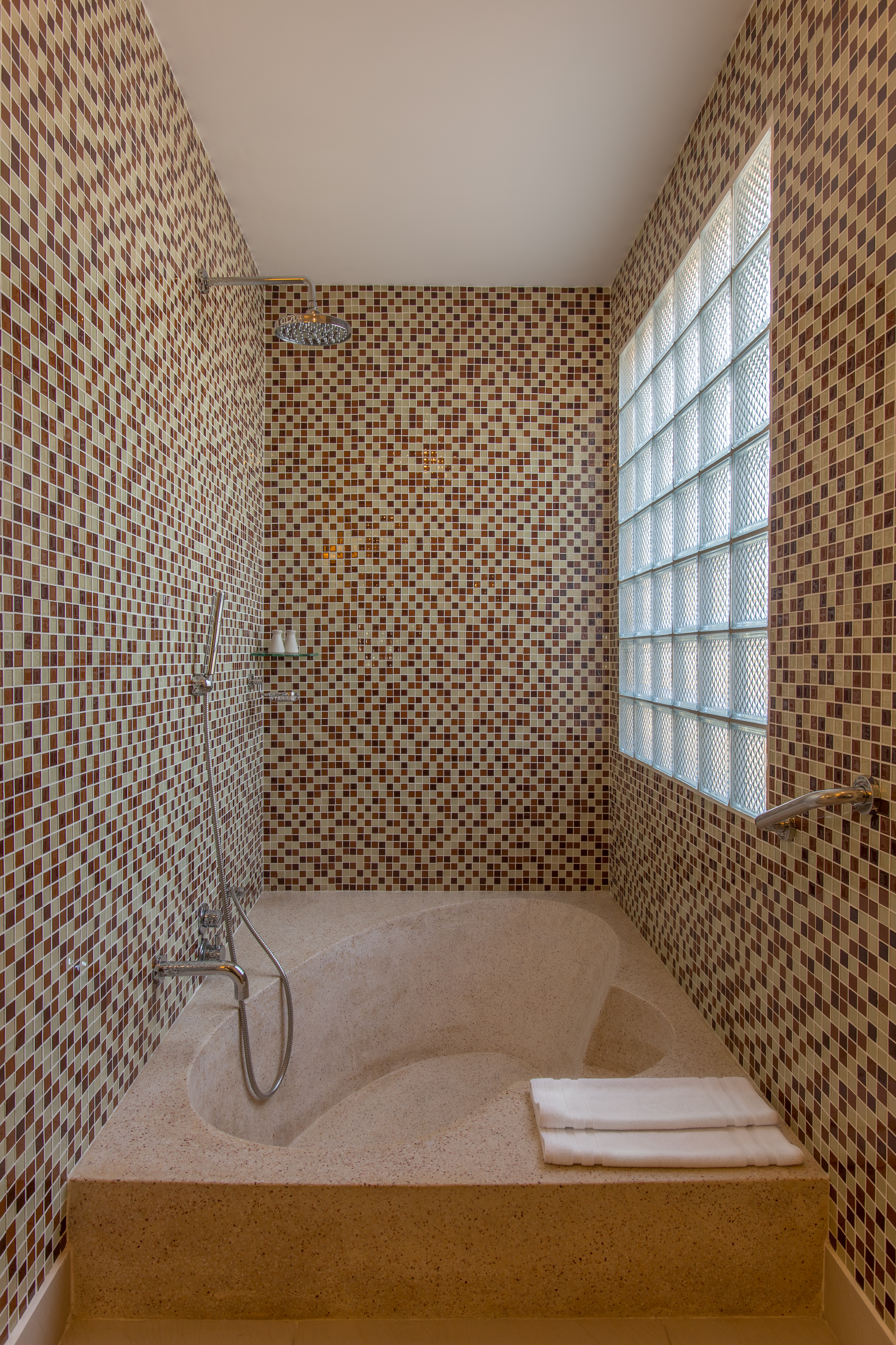 Double or Twin Deluxe