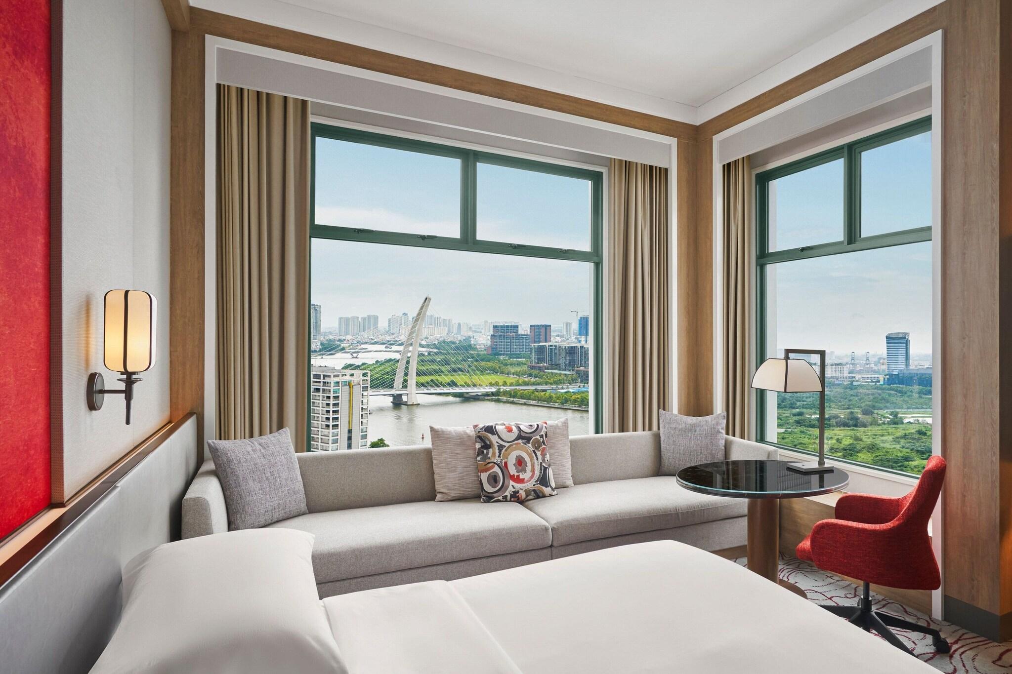 Double Guest Room King Bed