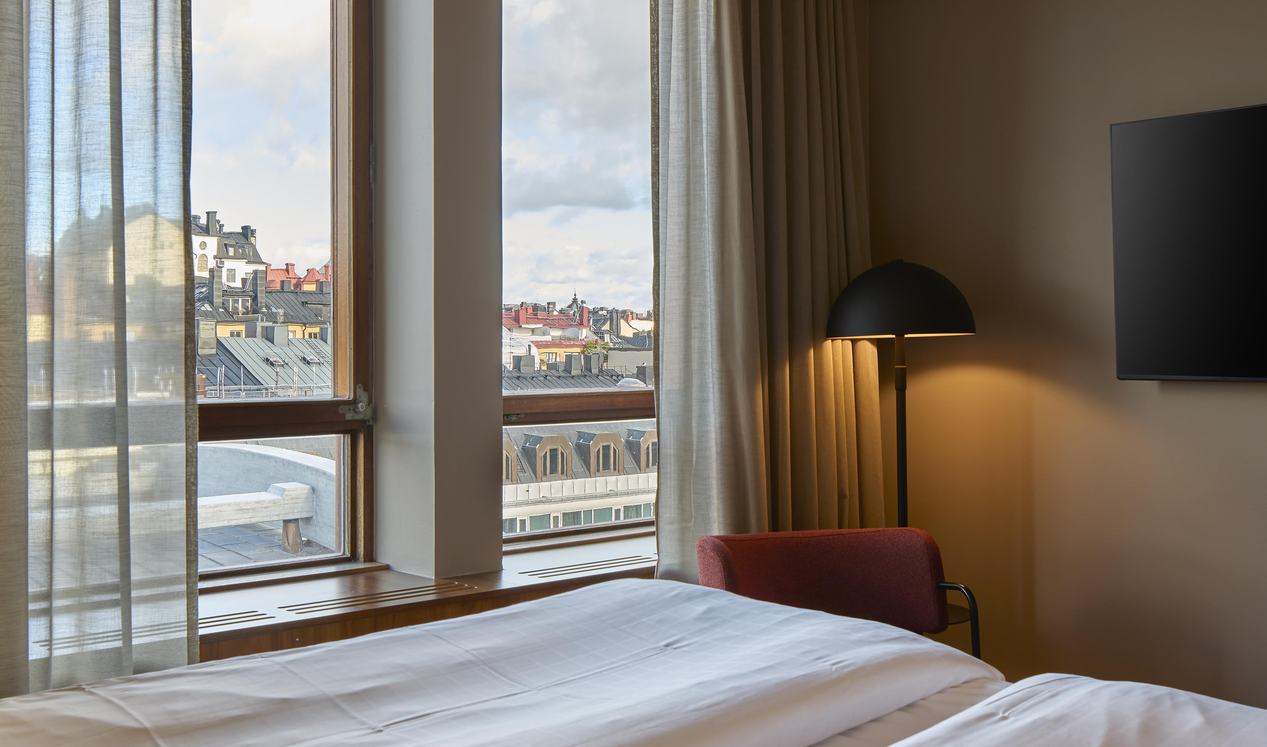 Double King Size Bed