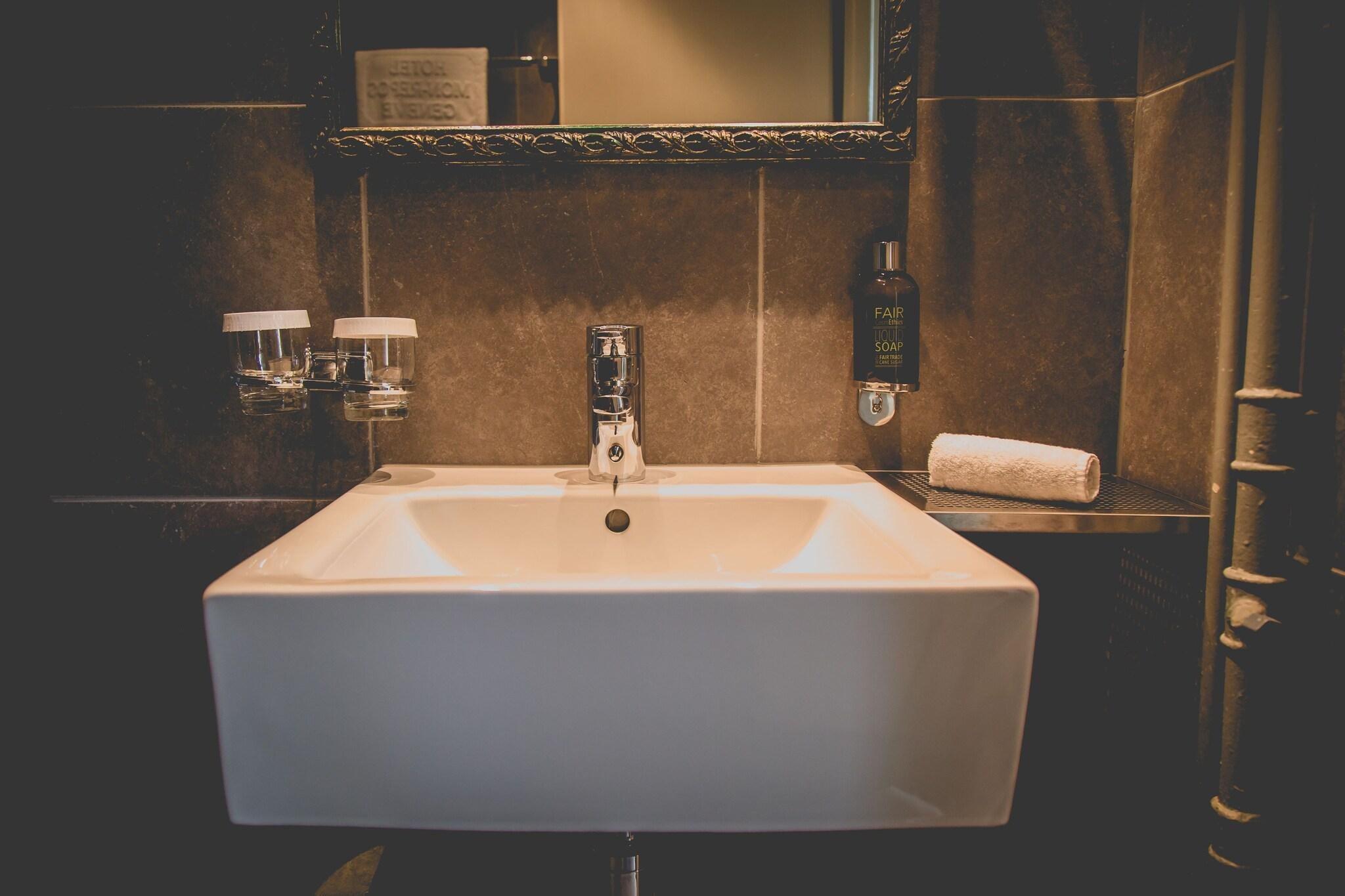 Double Classic Double Bed