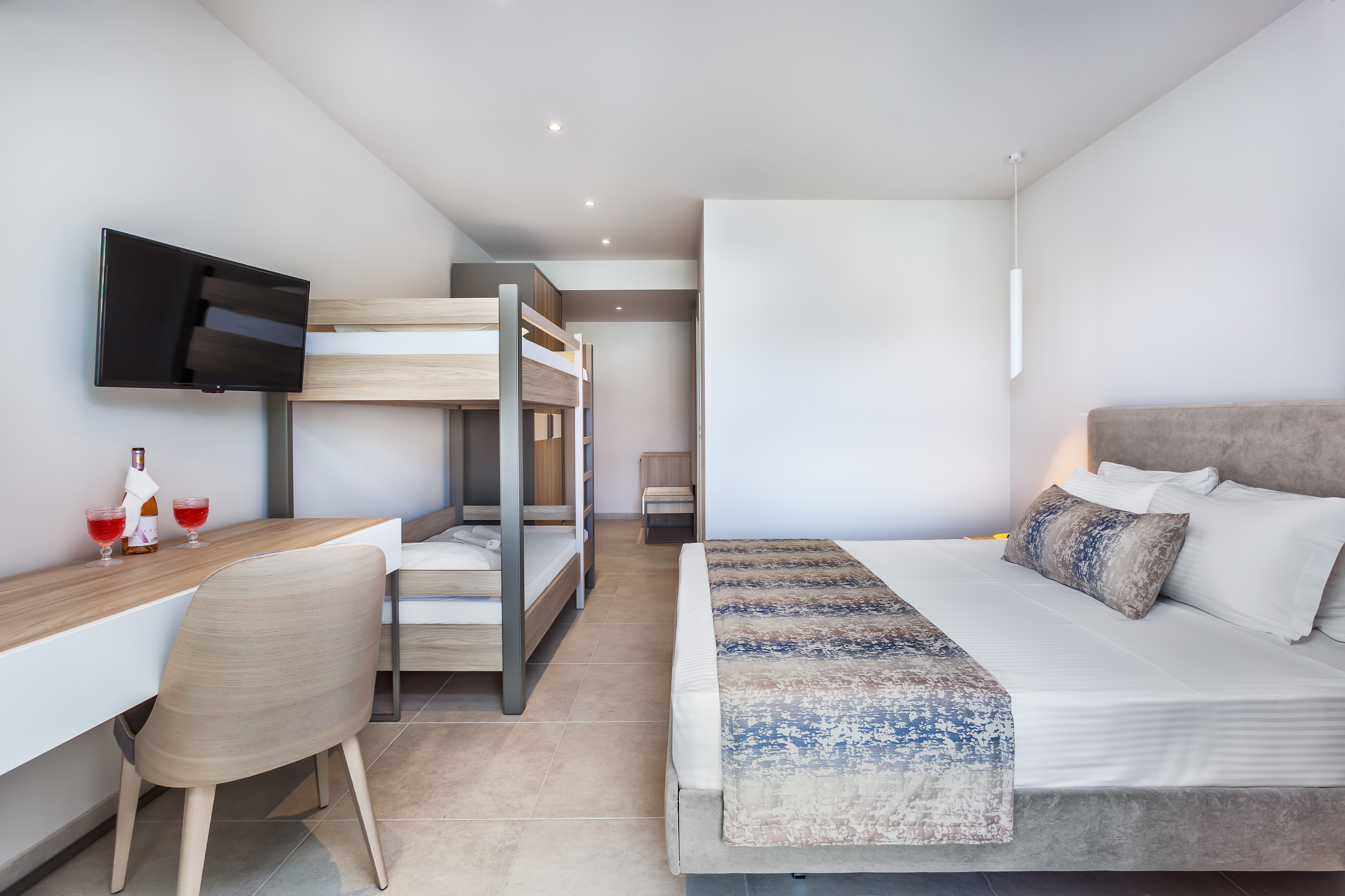 Family Room Executive