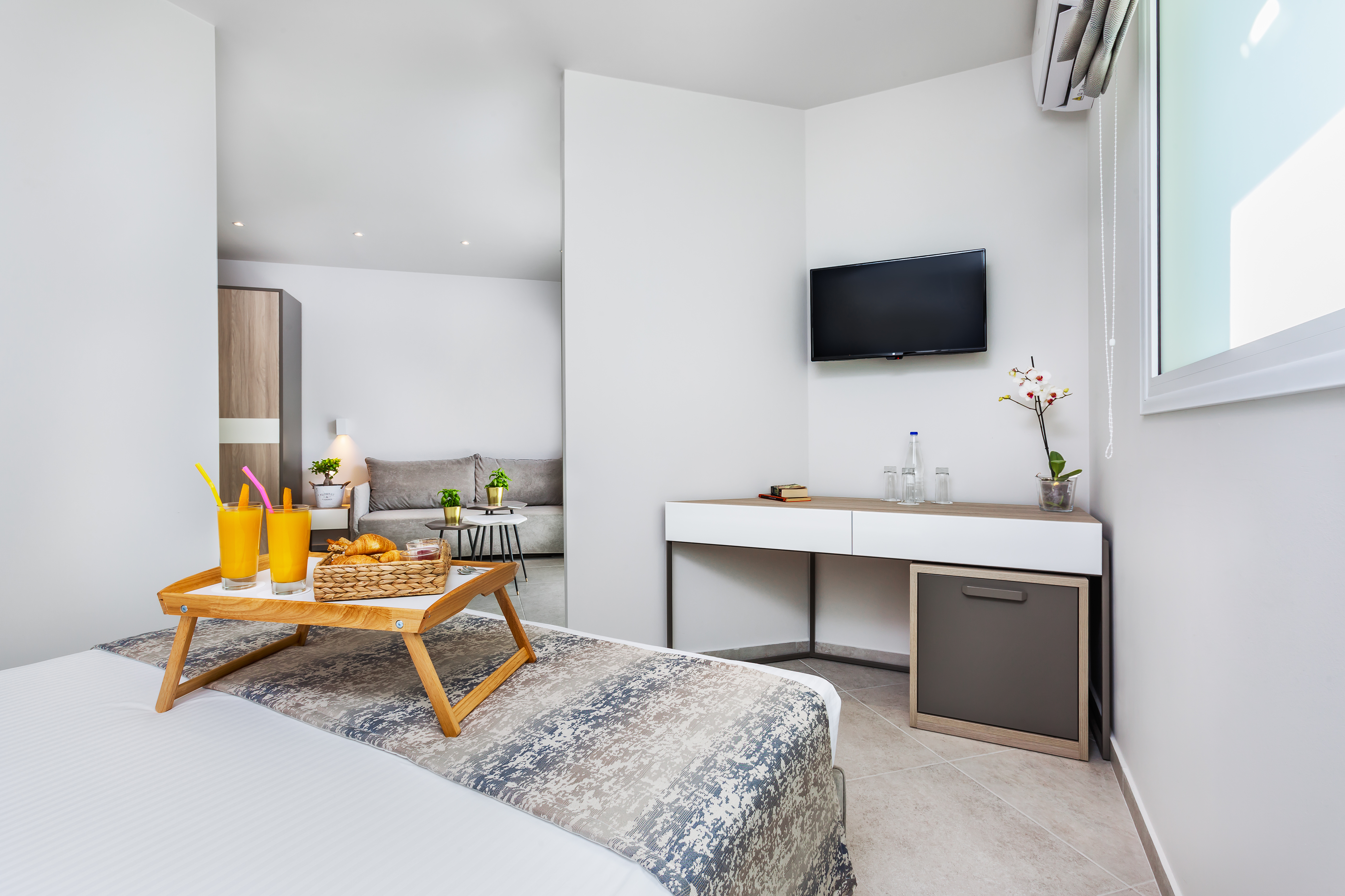 Family Room Executive