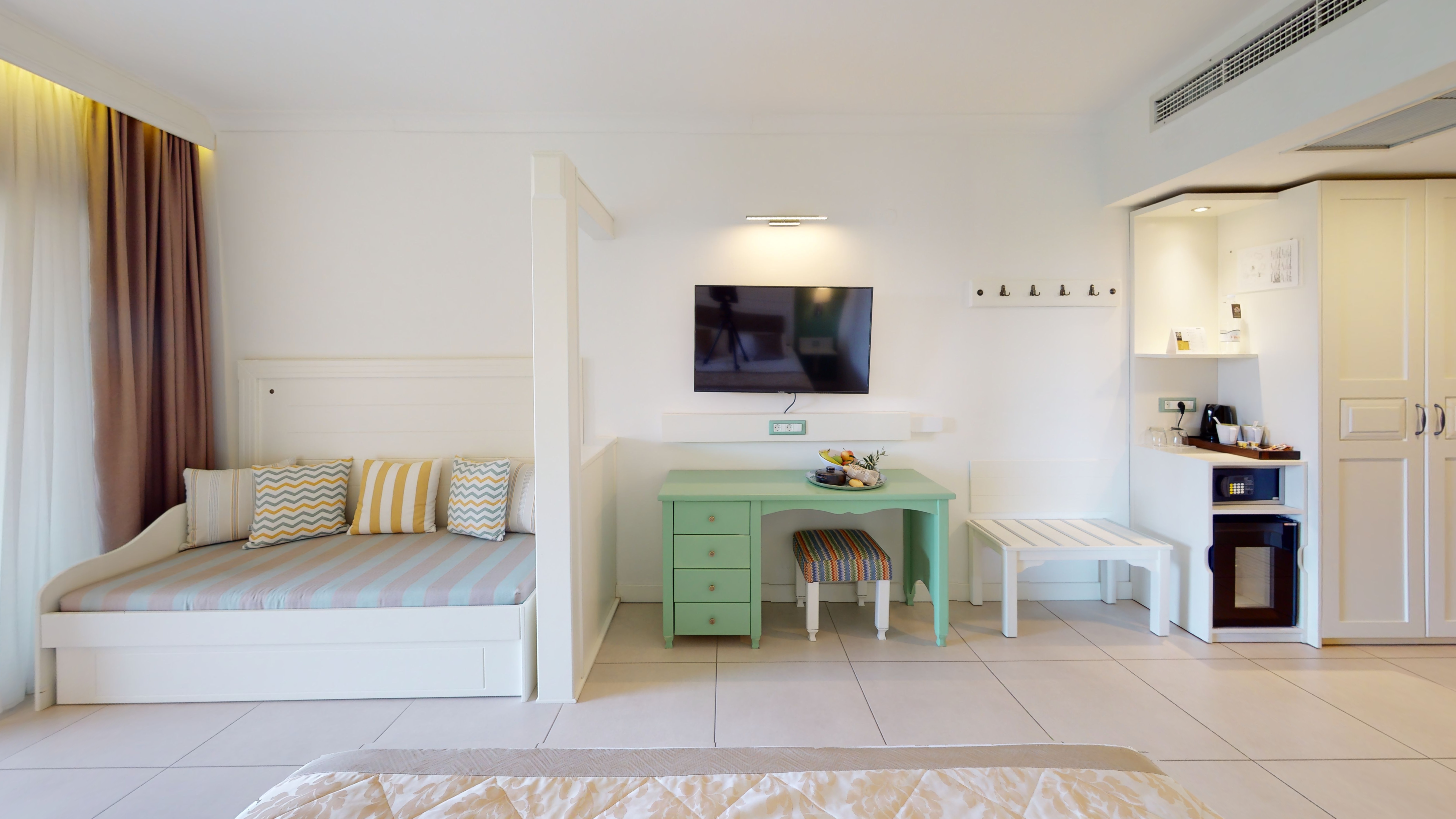 Double or Twin Superior