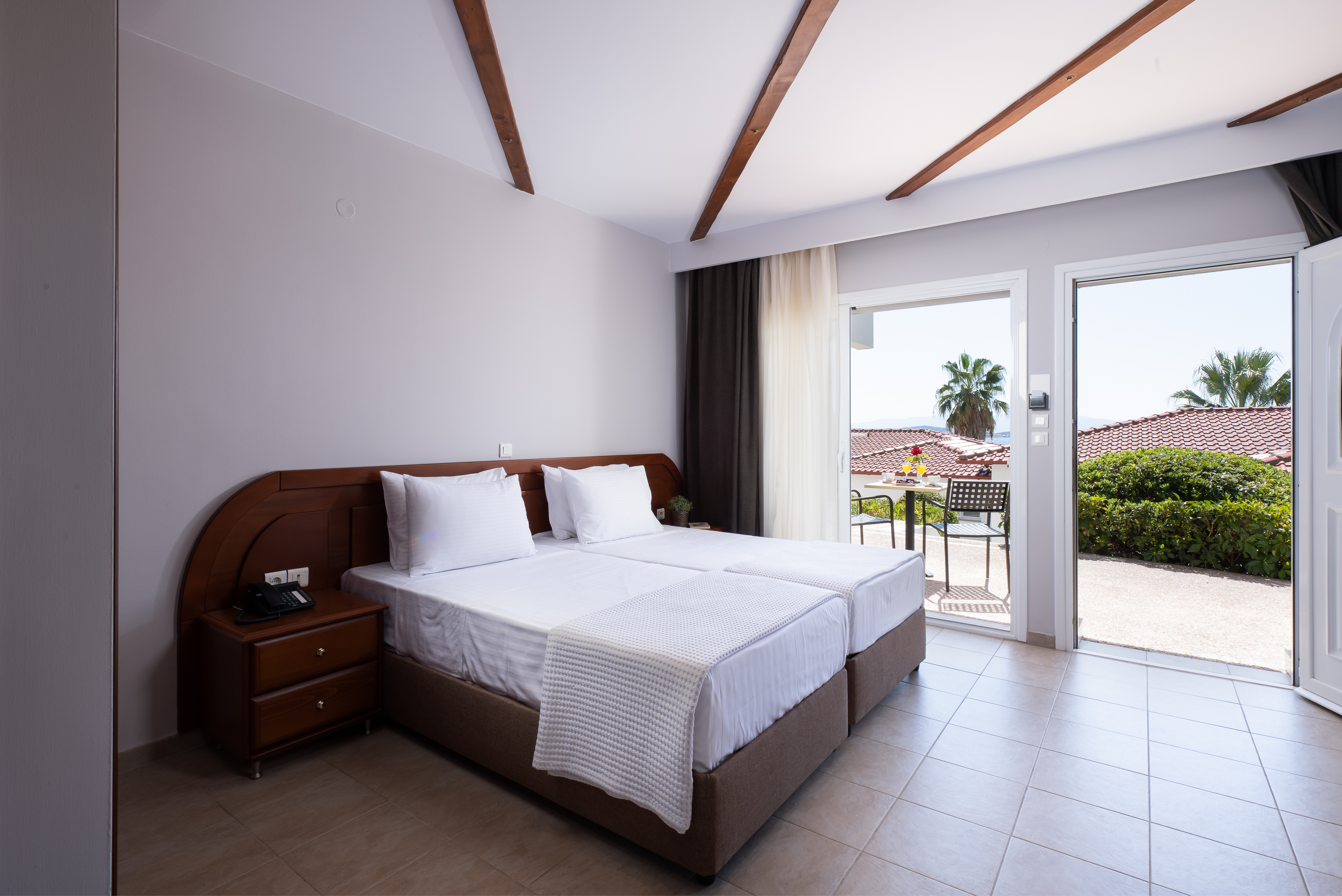 Family Room Garden View