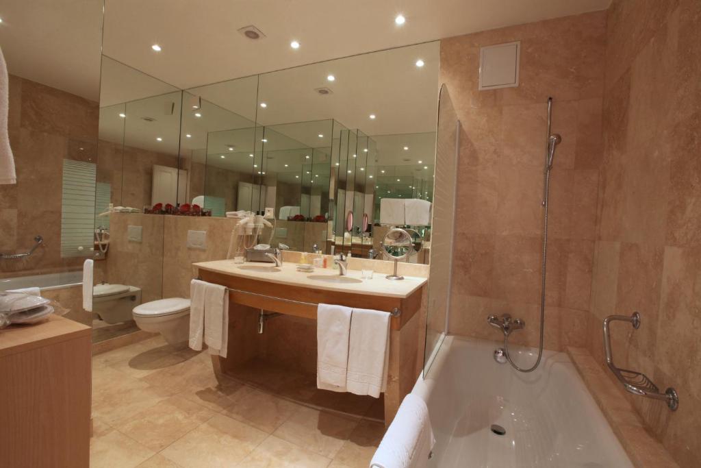 Junior Suite Lake View