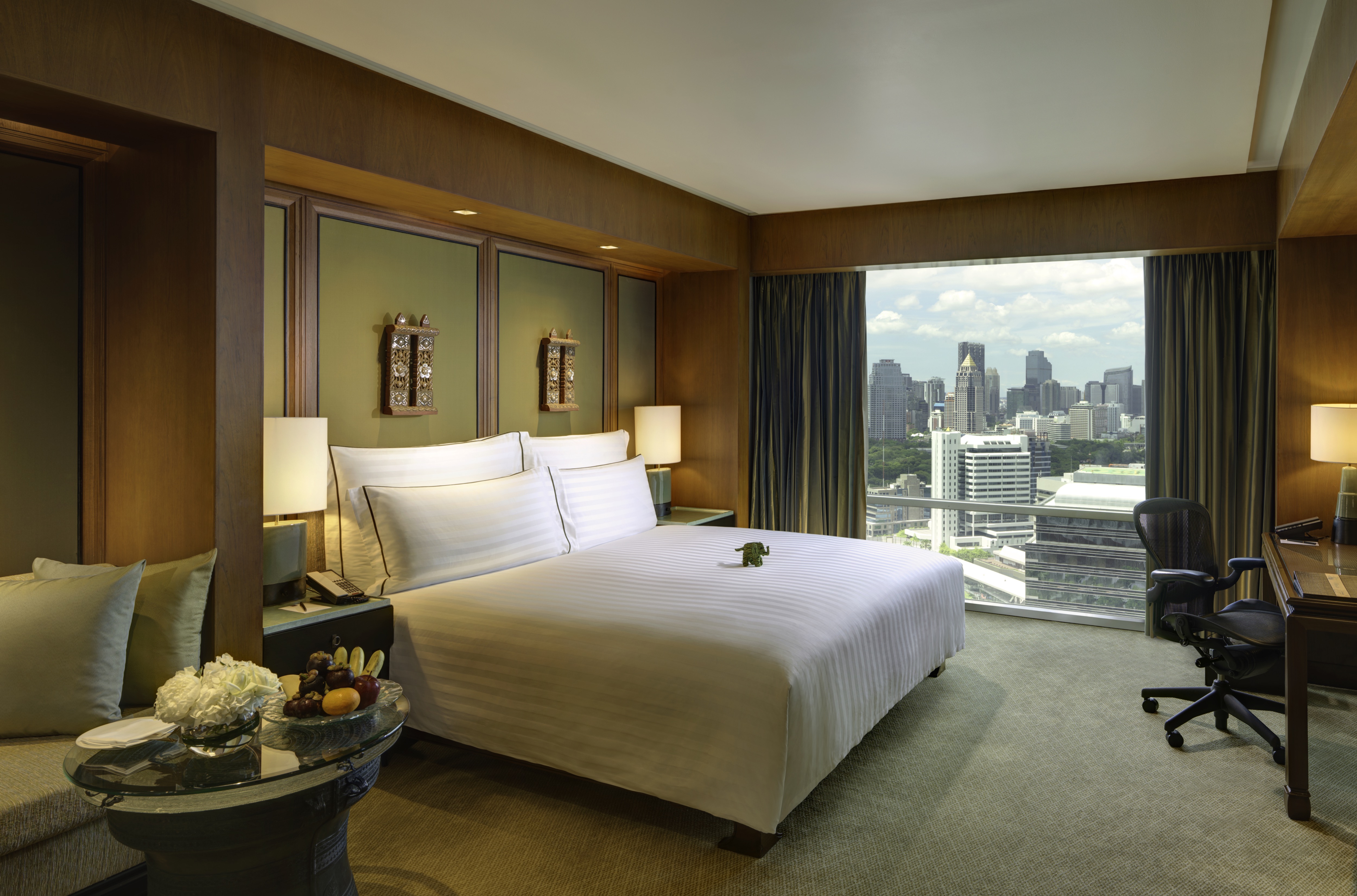 Double Deluxe King Bed