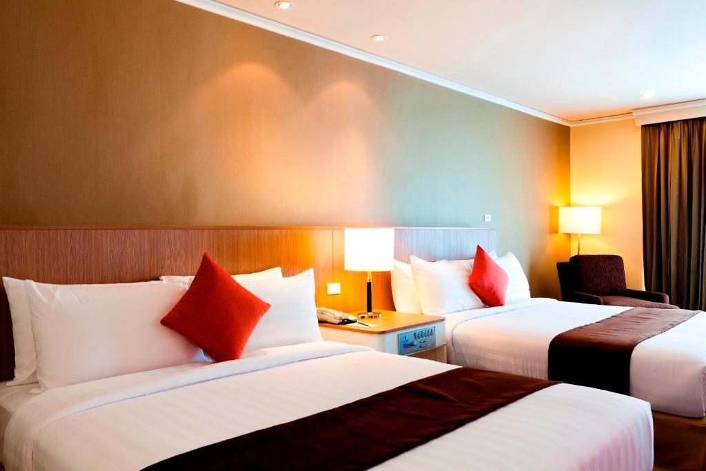 Family Room Pool View