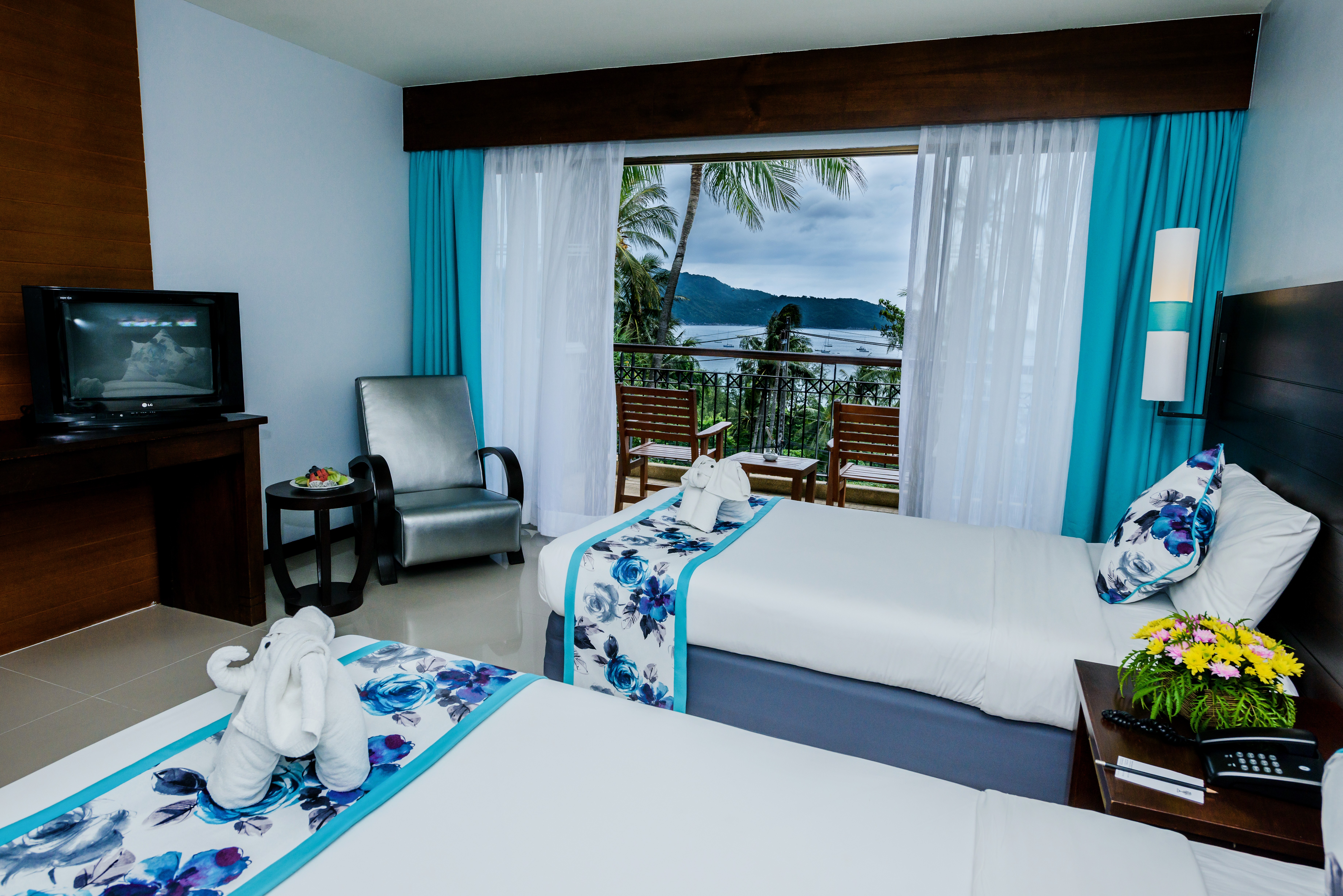 Double or Twin Deluxe