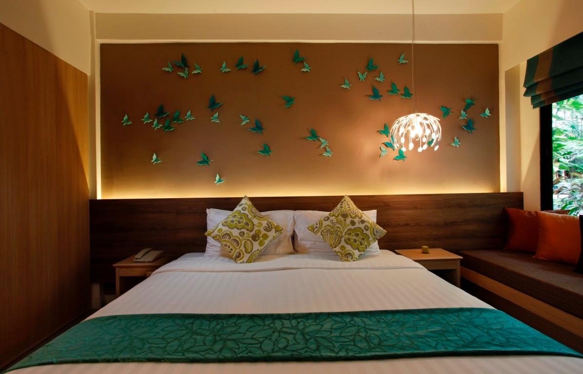 Double or Twin Deluxe Pool View