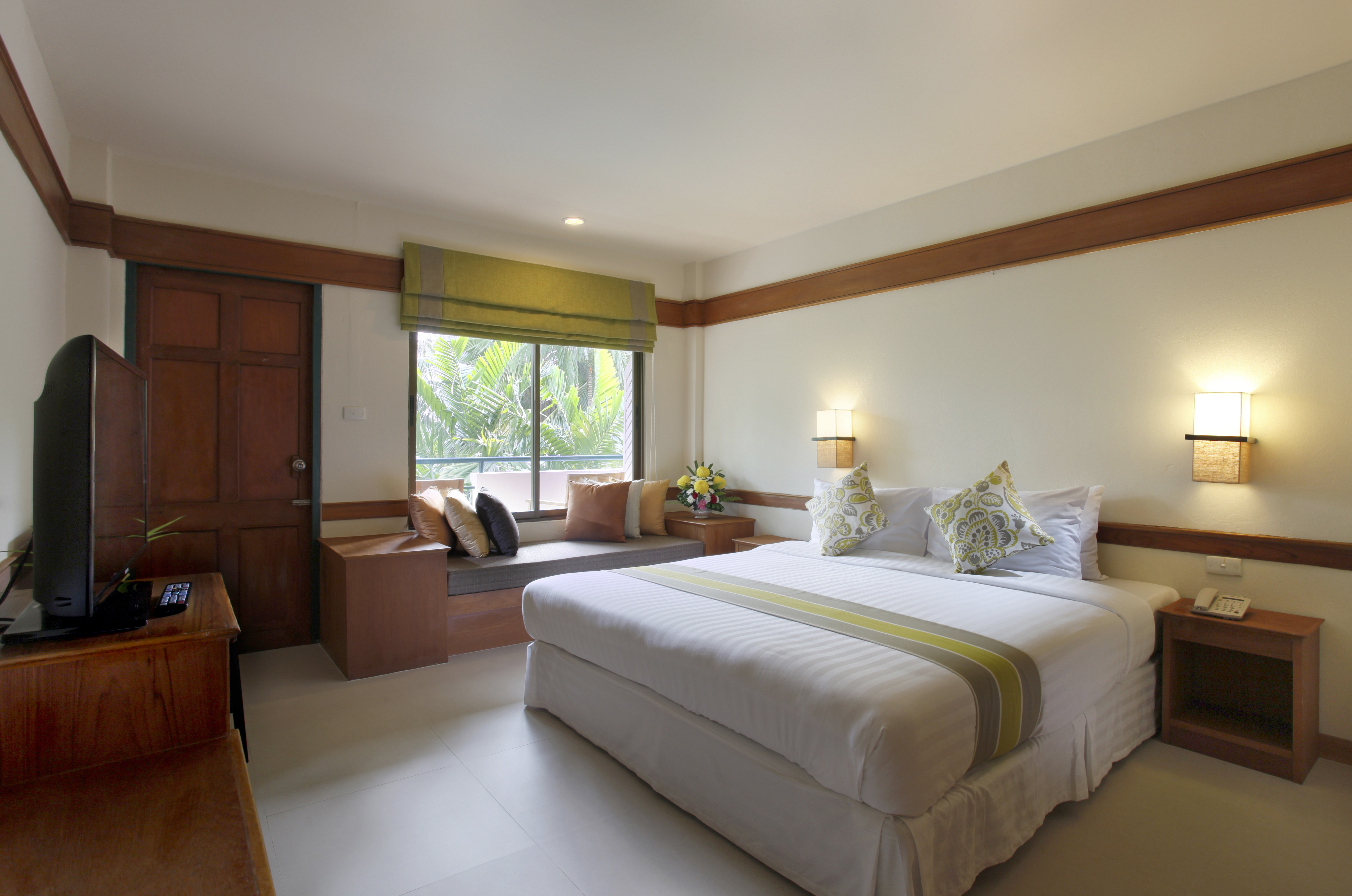 Double or Twin Deluxe with Balcony