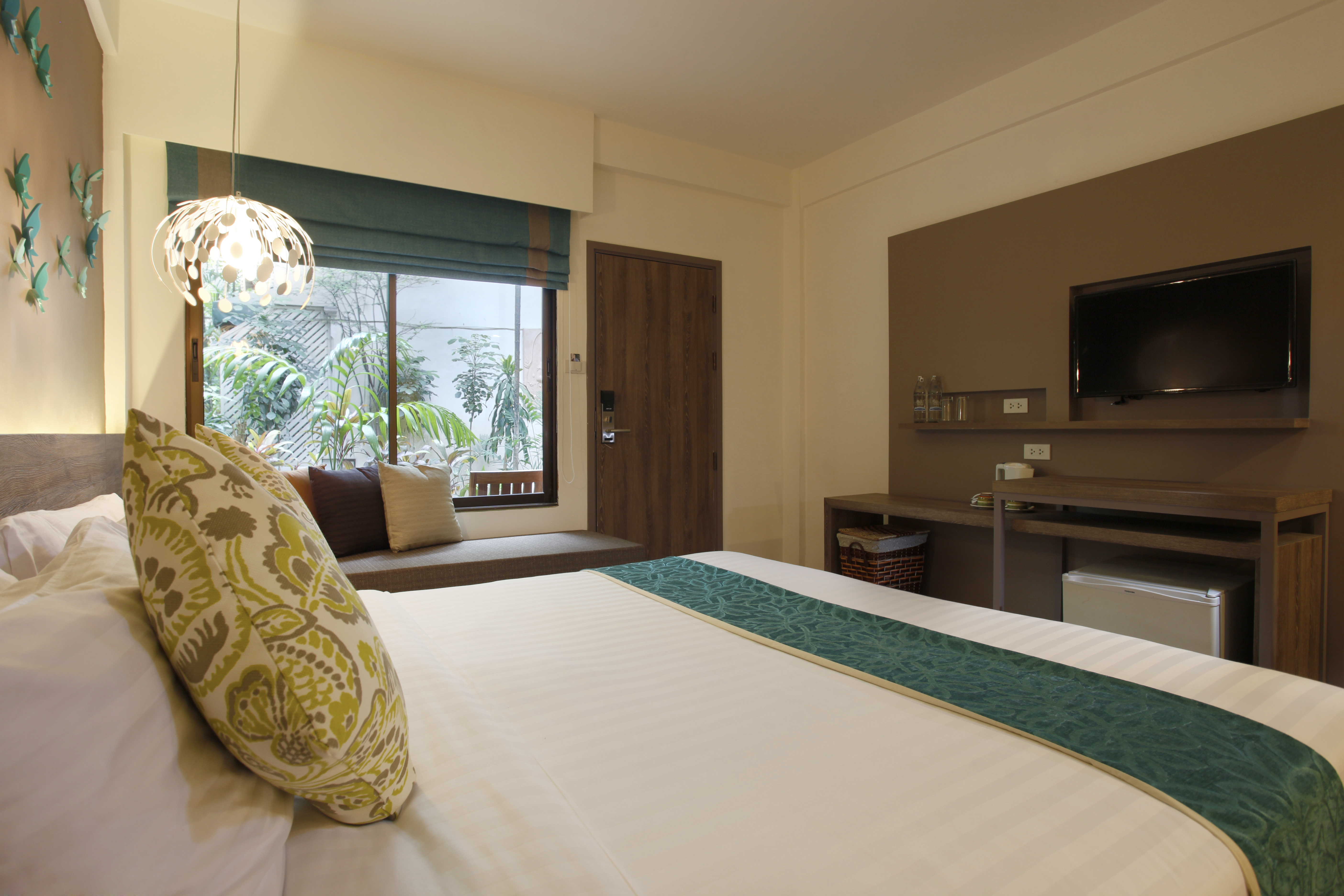 Double or Twin Deluxe Pool View