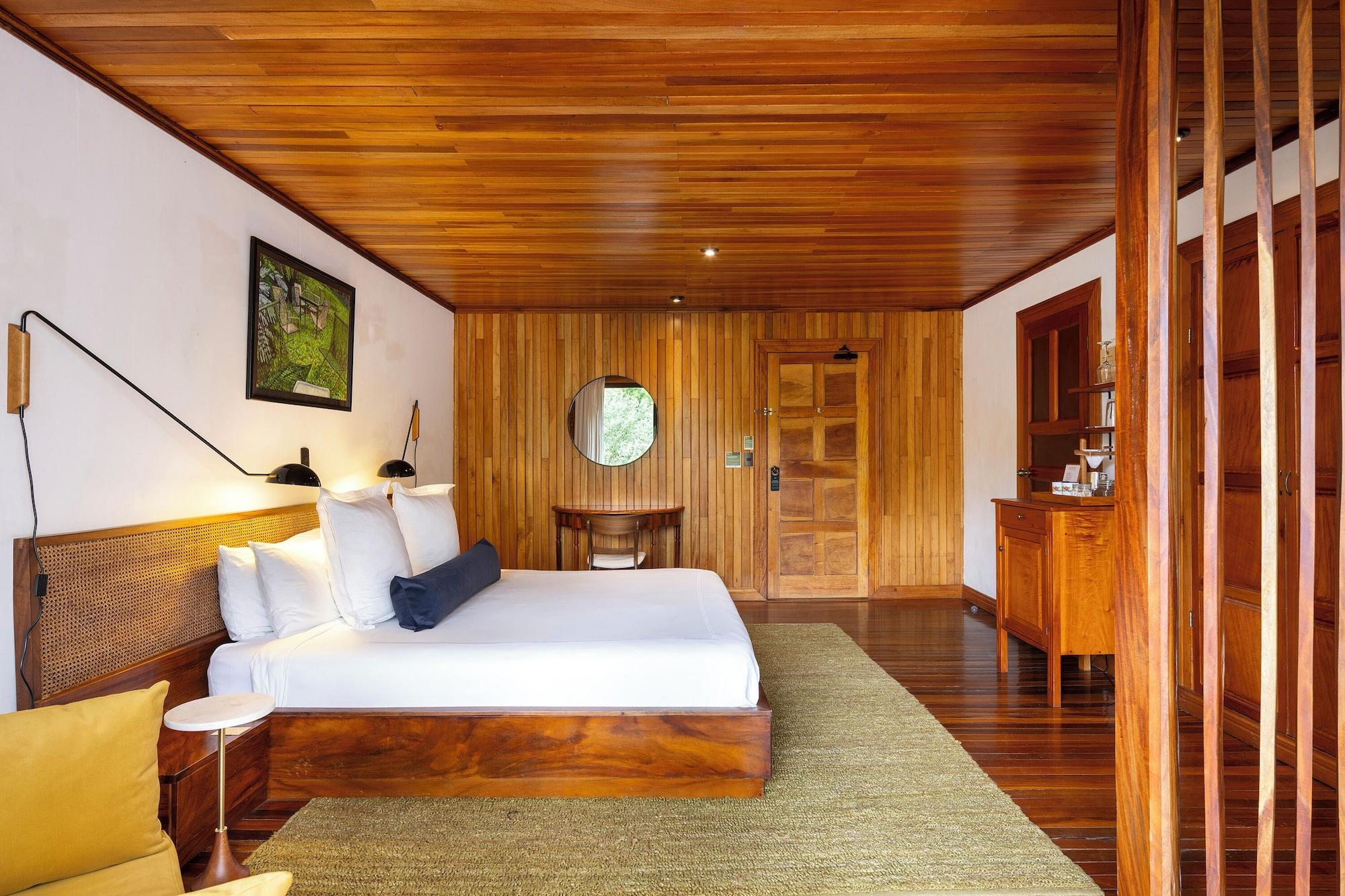 Double King Size Bed