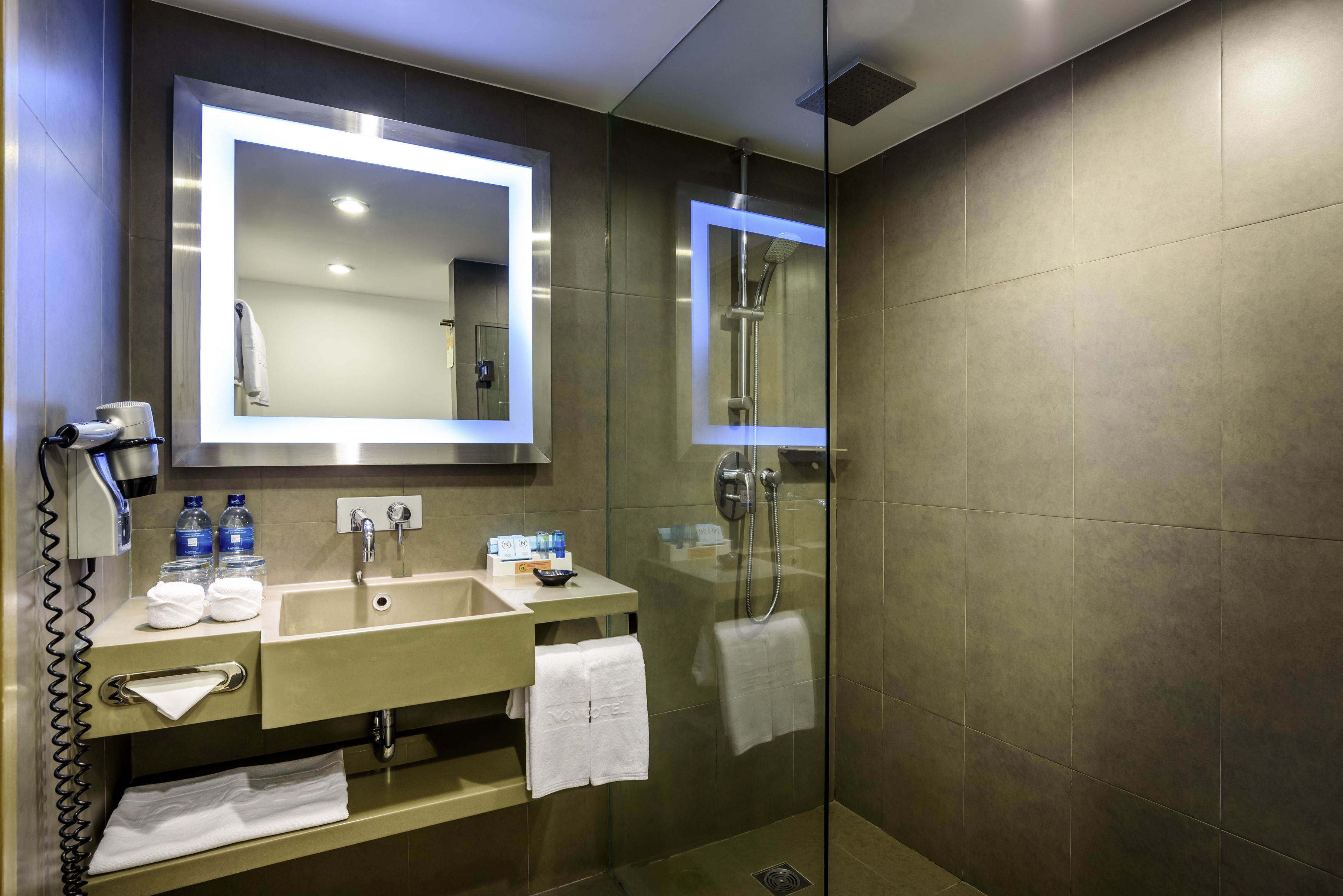 Double or Twin Superior