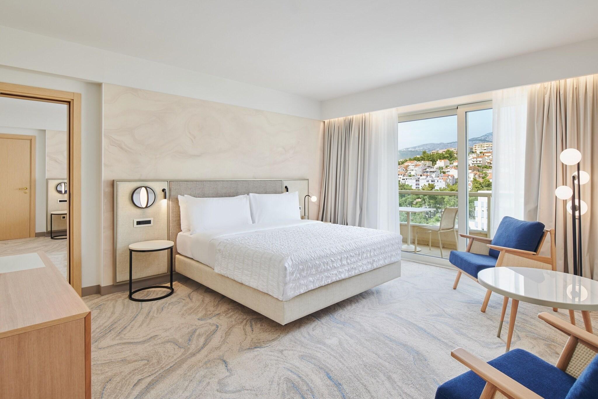 Double Premium with Views