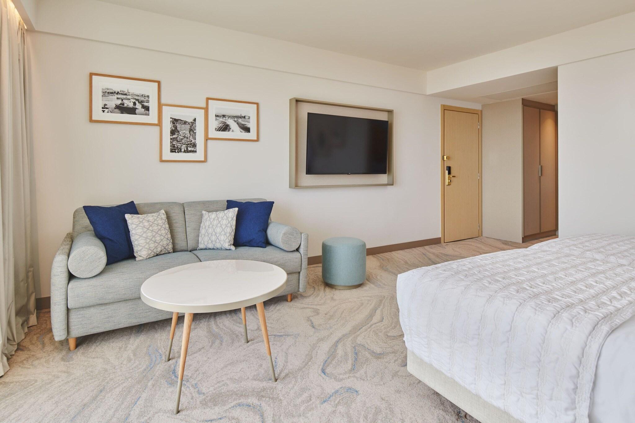 Twin Premium Sea View