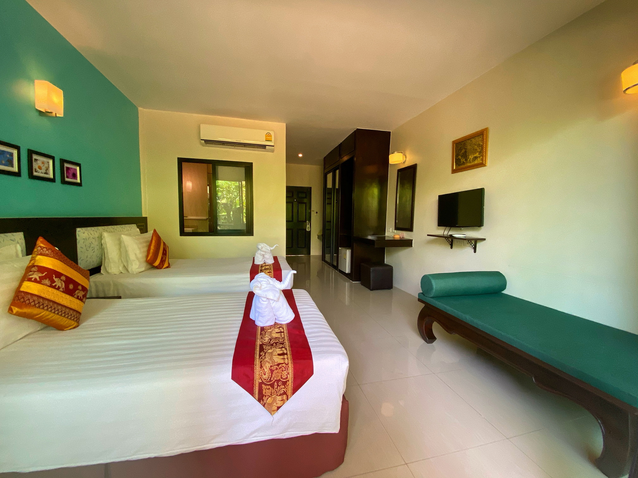 Double or Twin Superior