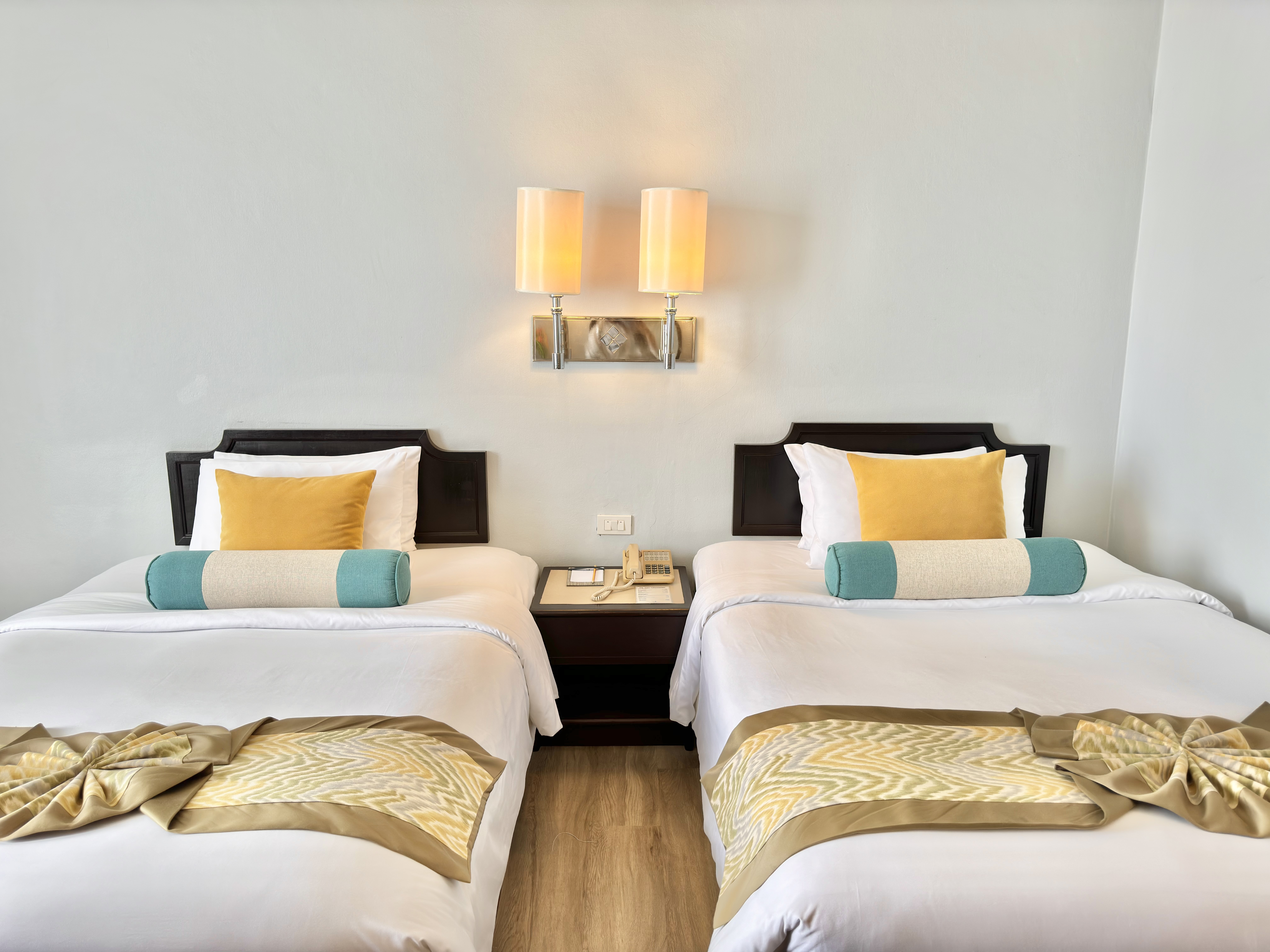 Double or Twin Deluxe