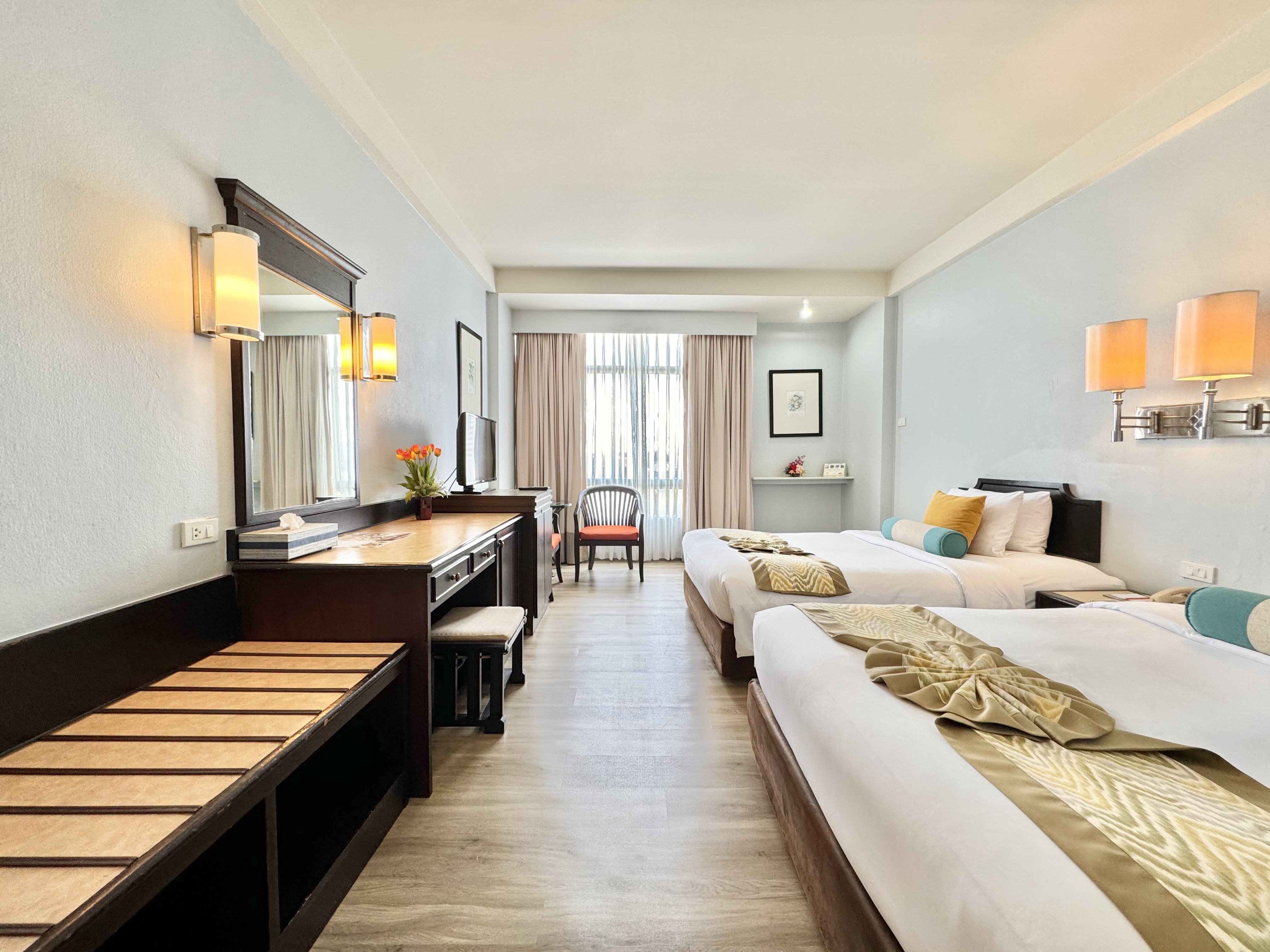 Double or Twin Deluxe