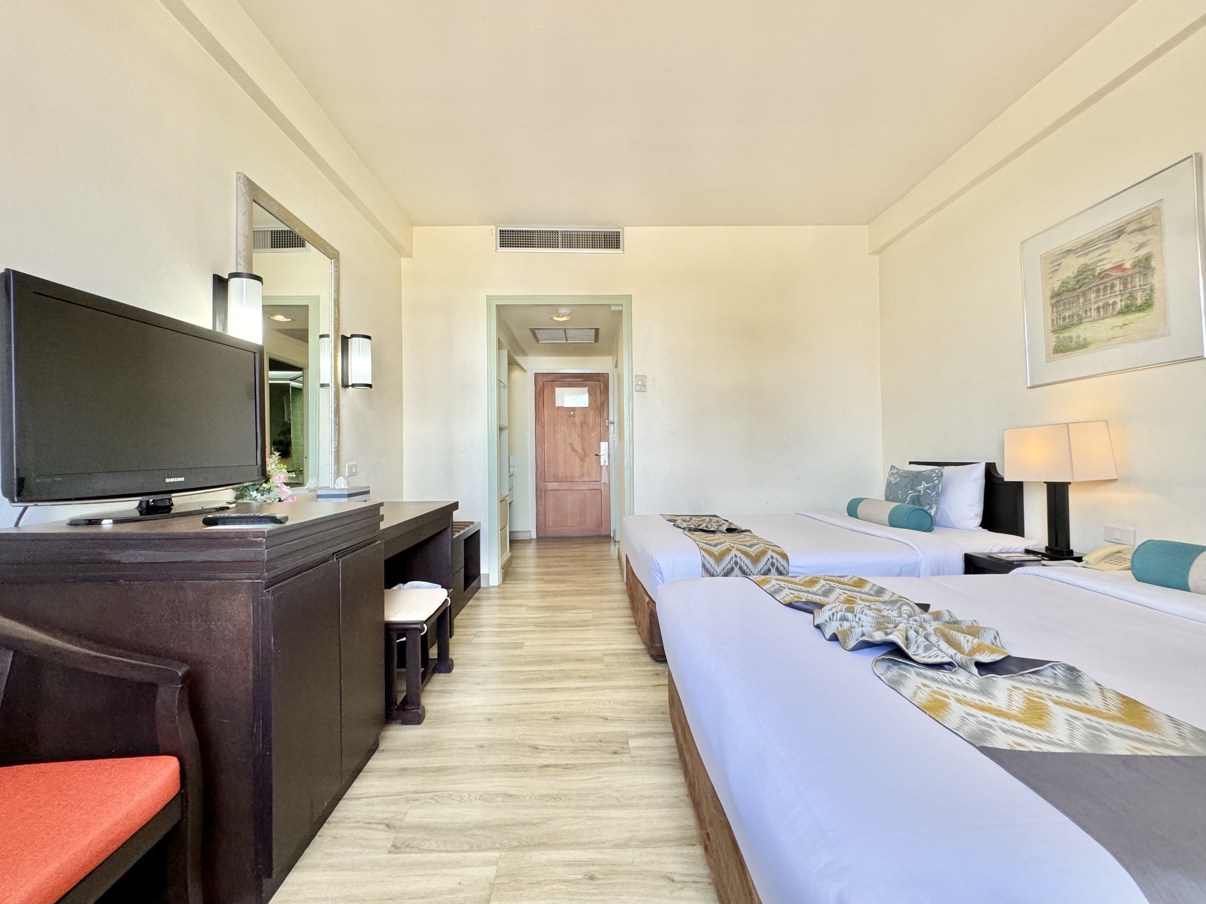 Double or Twin Standard