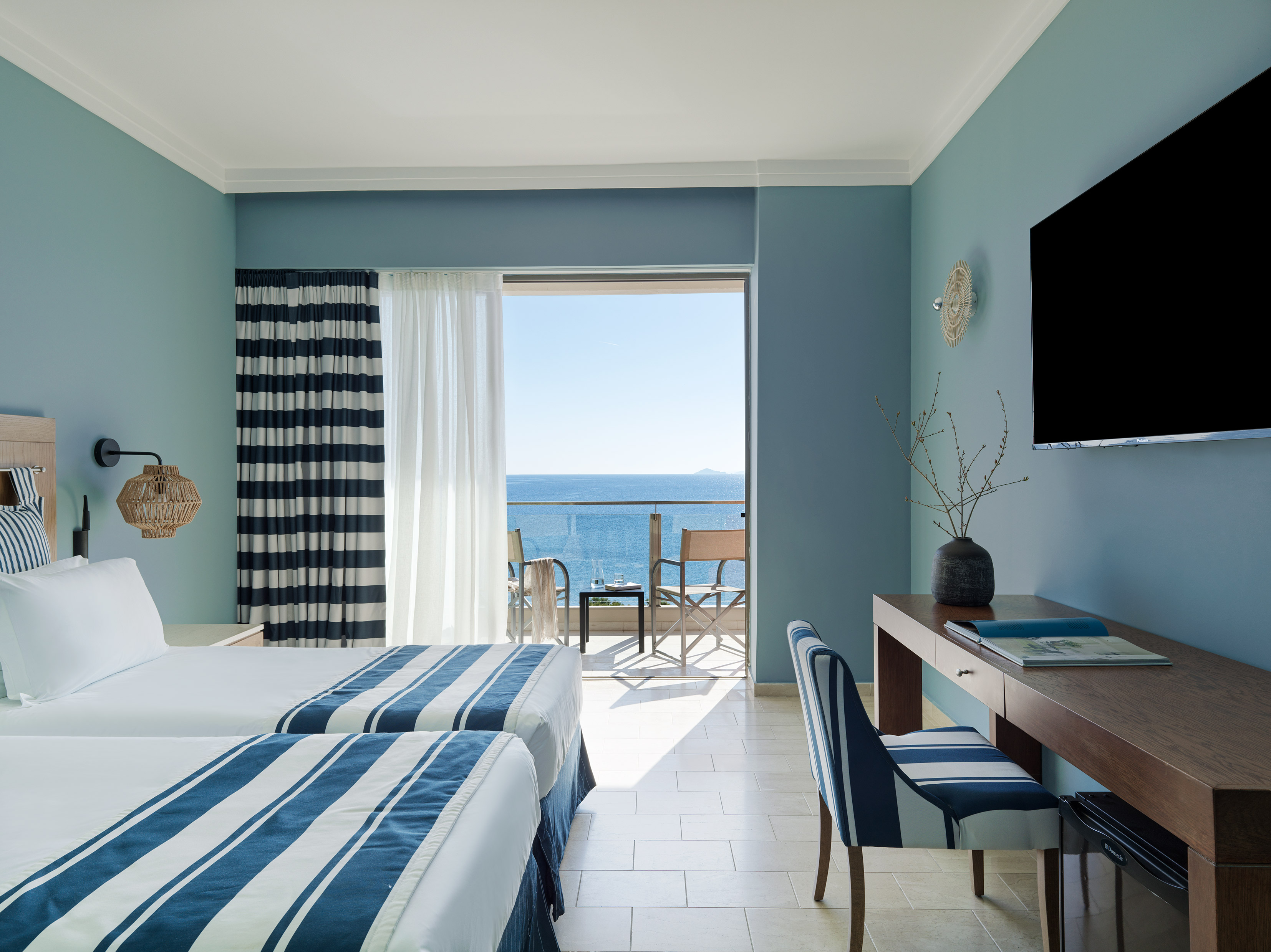 Double or Twin Sea Front