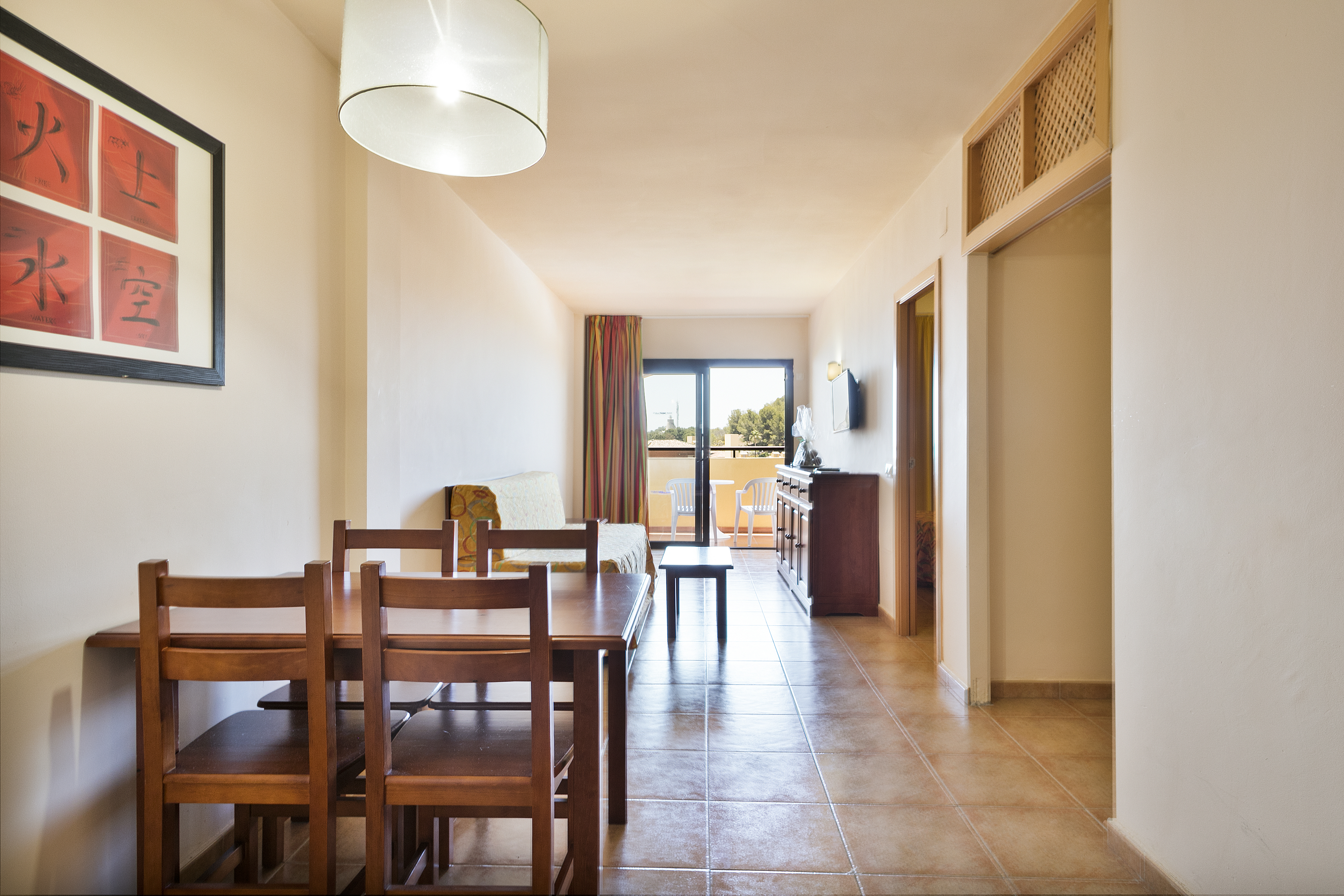 Apartment Capacity 4