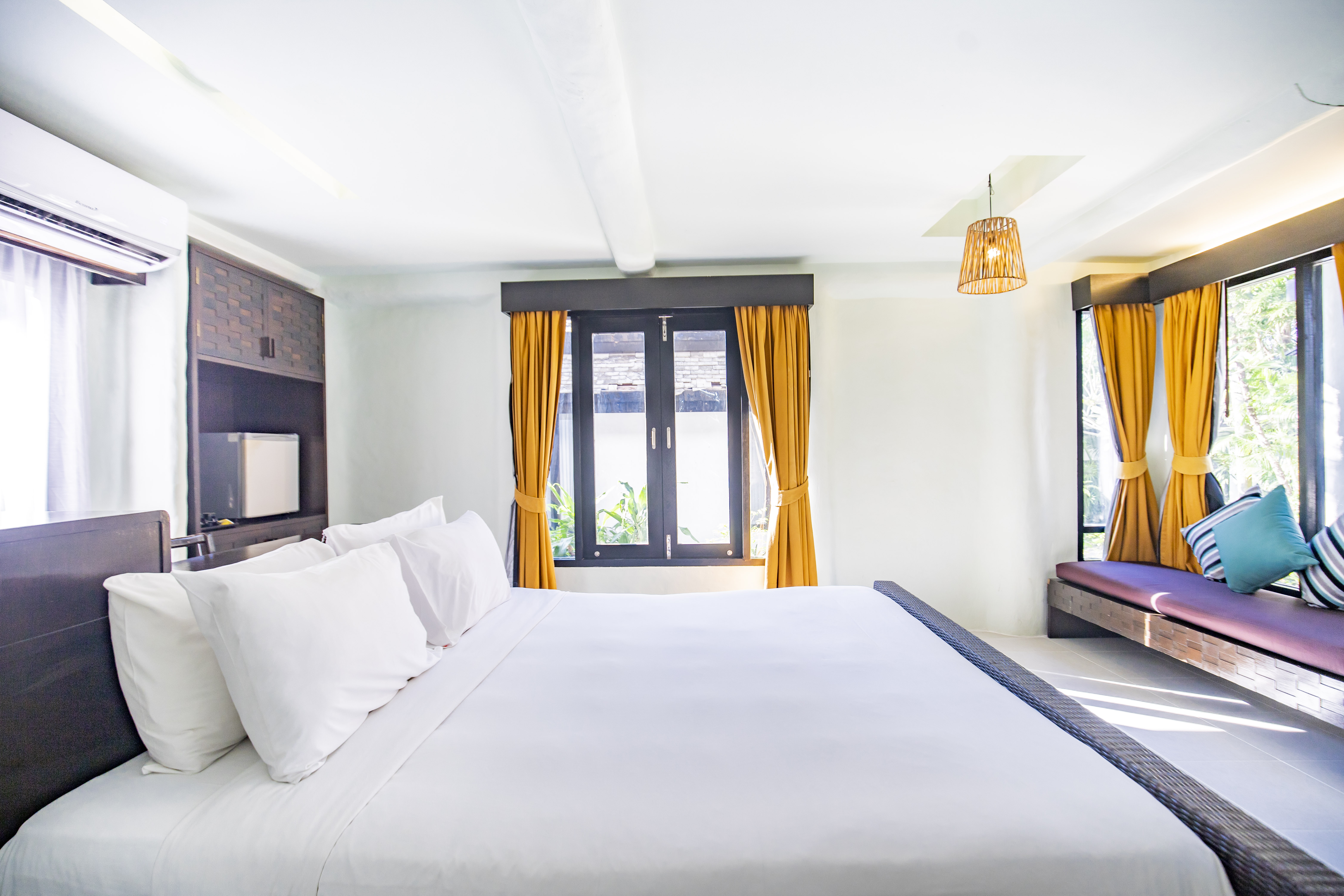 Double or Twin Deluxe