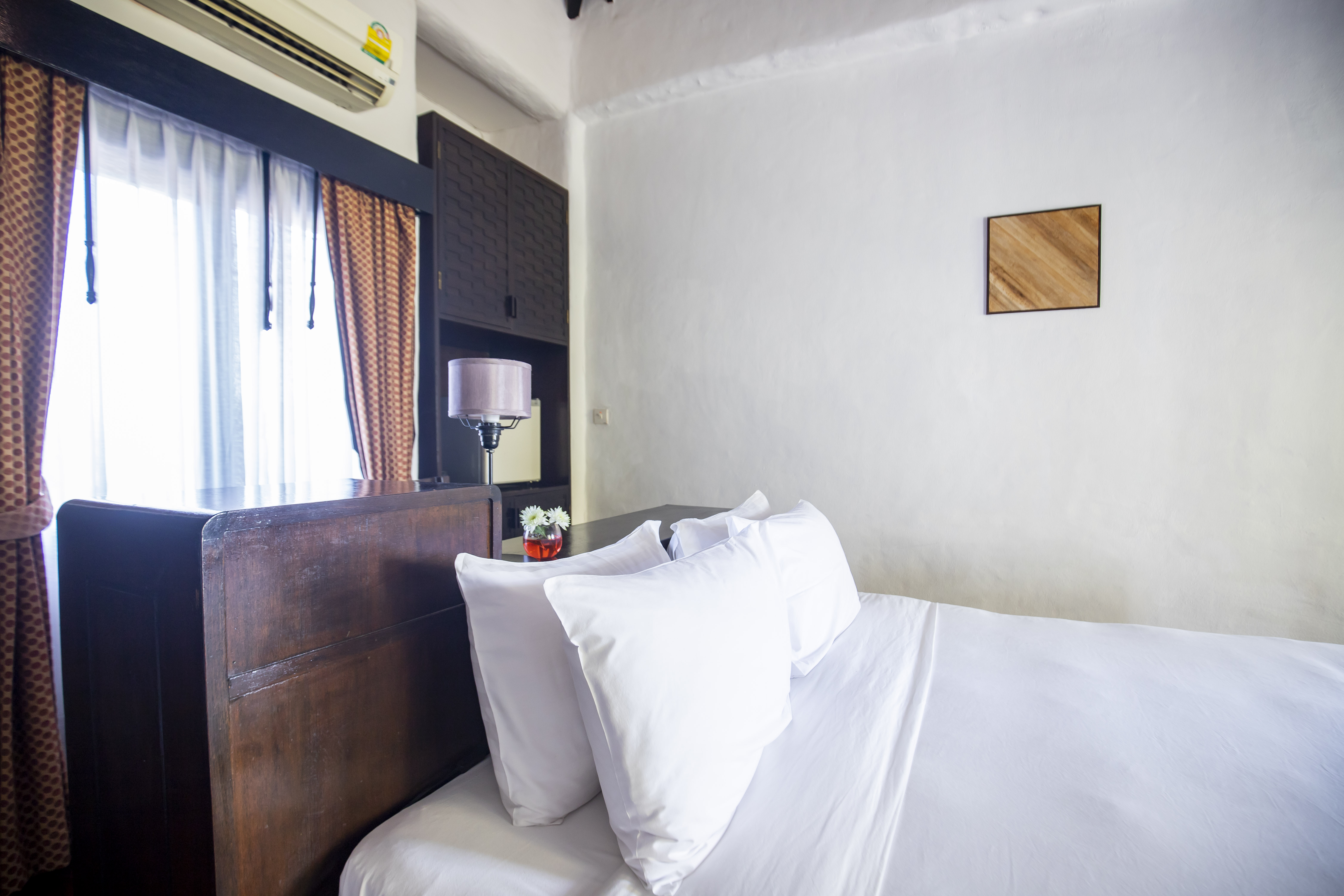 Double or Twin Deluxe