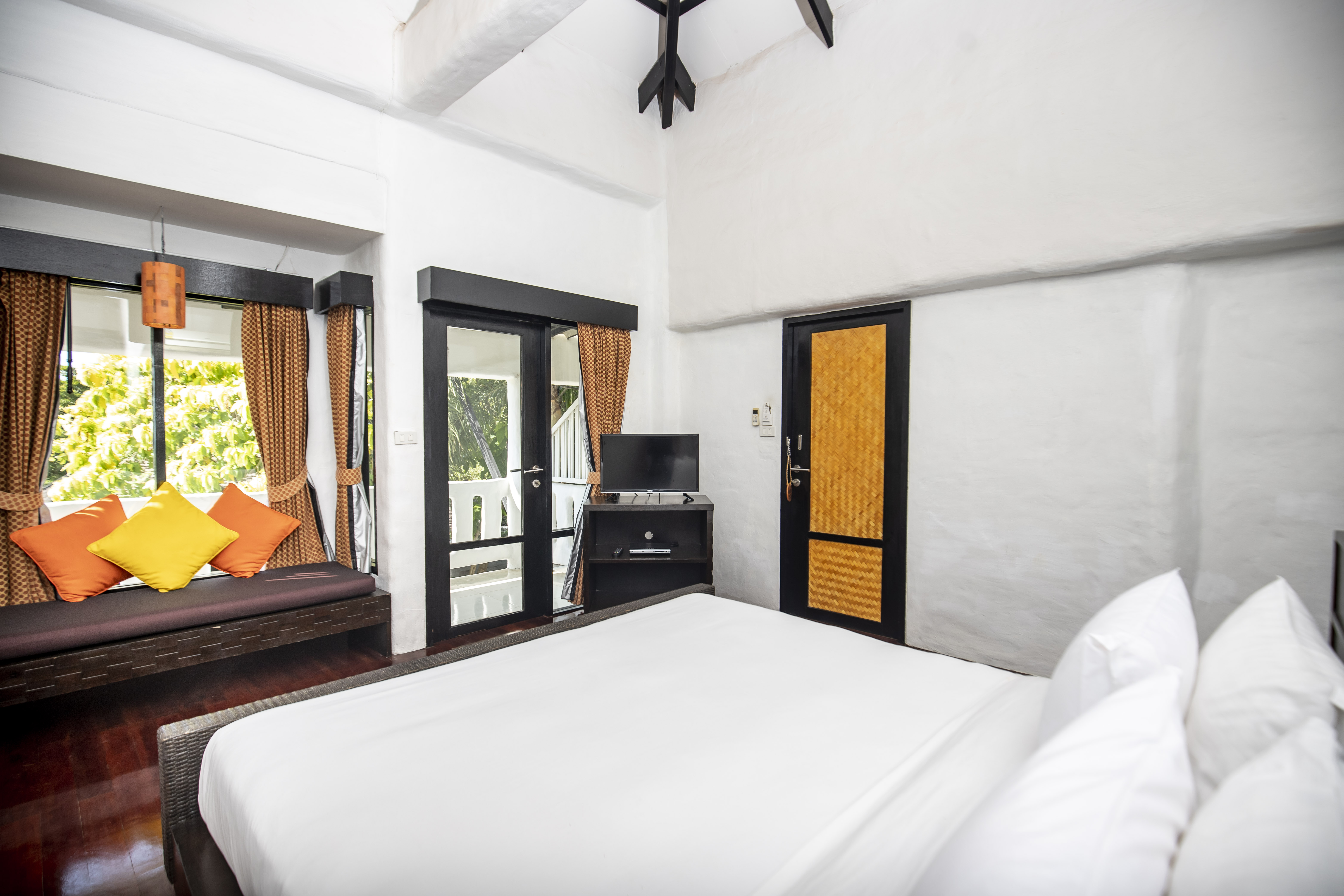 Double or Twin Deluxe