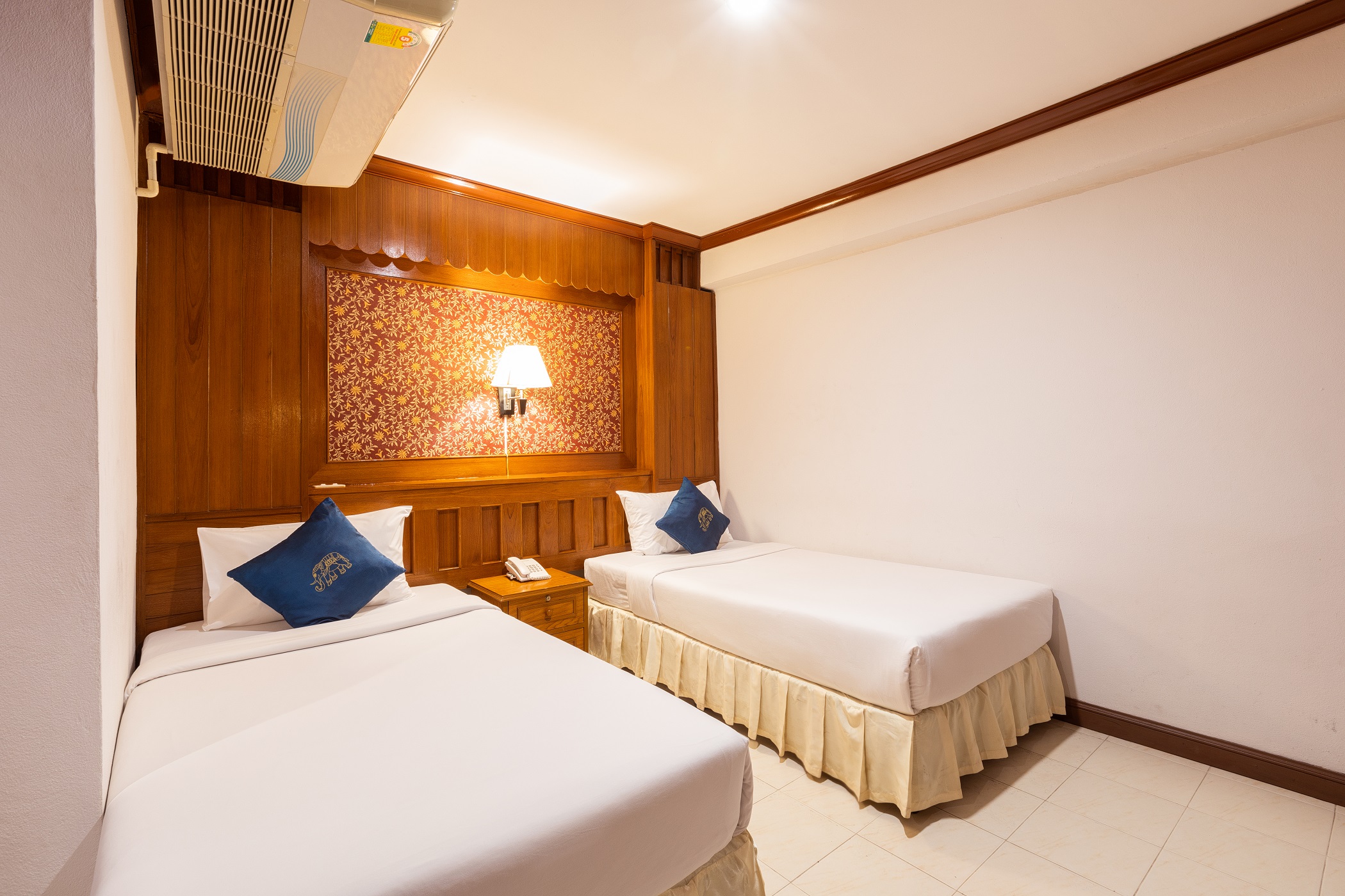 Double or Twin Standard