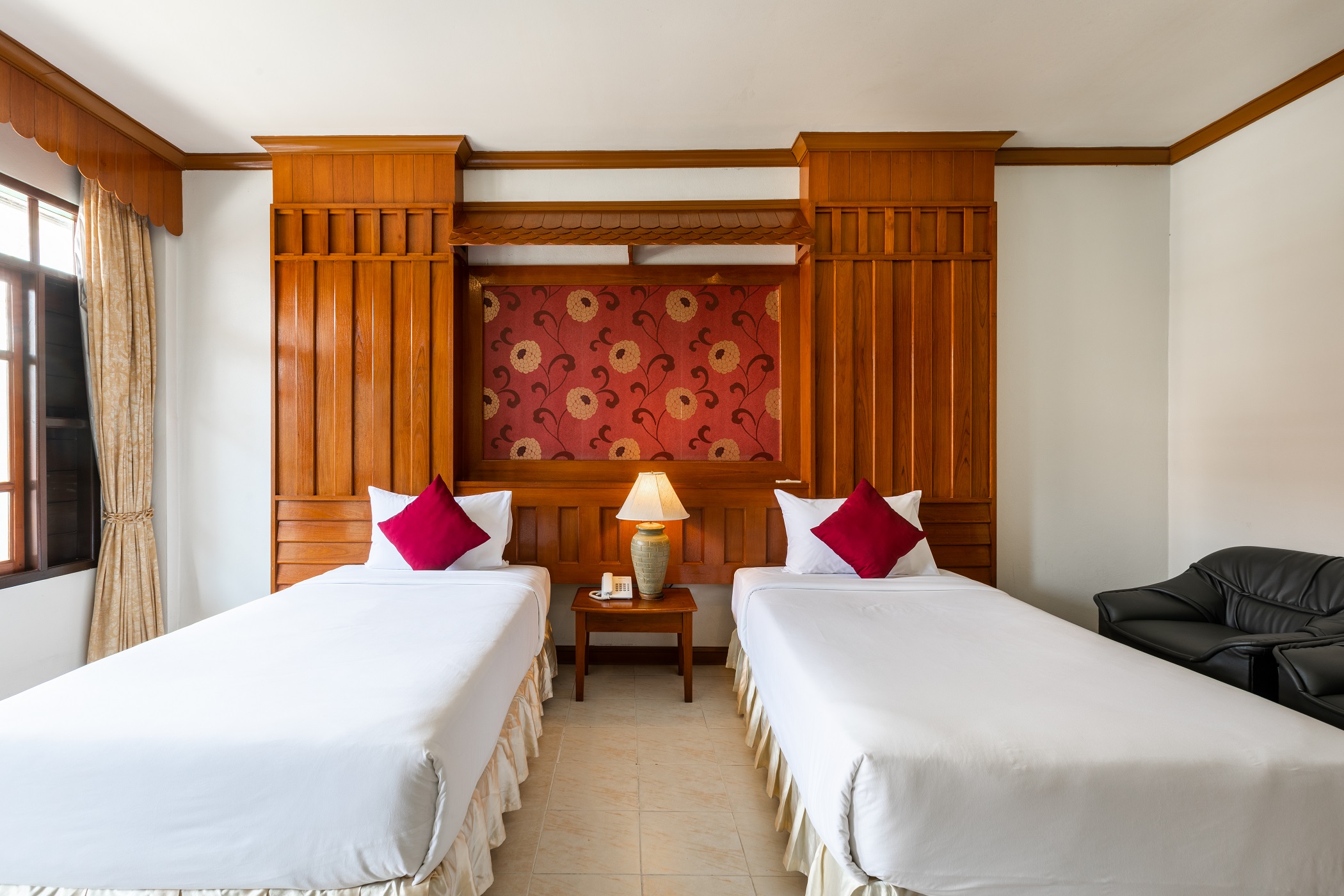 Double or Twin Deluxe