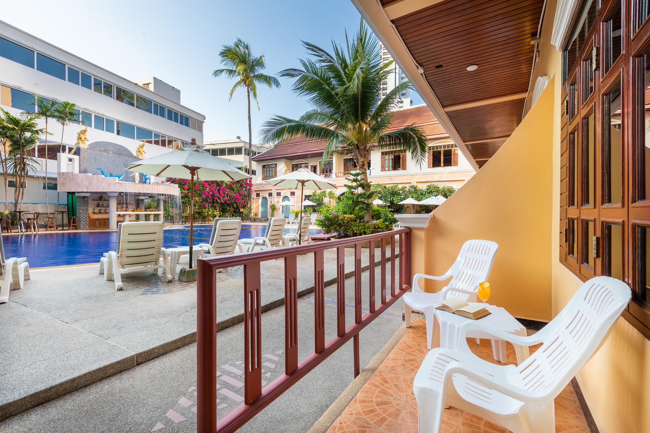 Double or Twin Deluxe