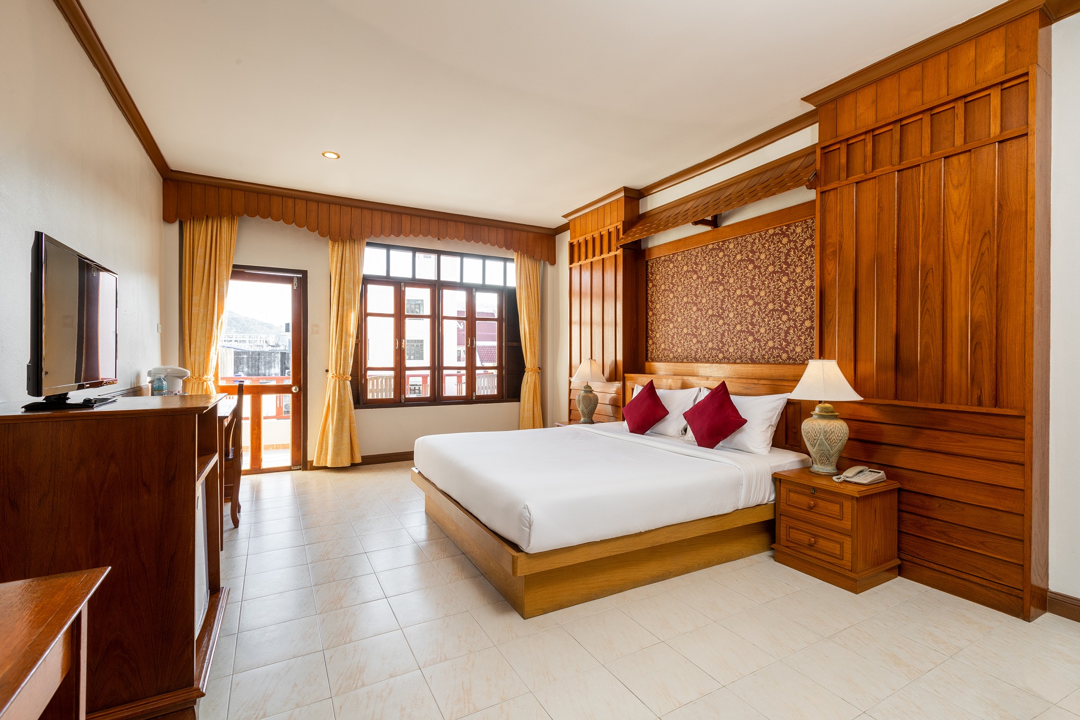 Double or Twin Deluxe Pool View