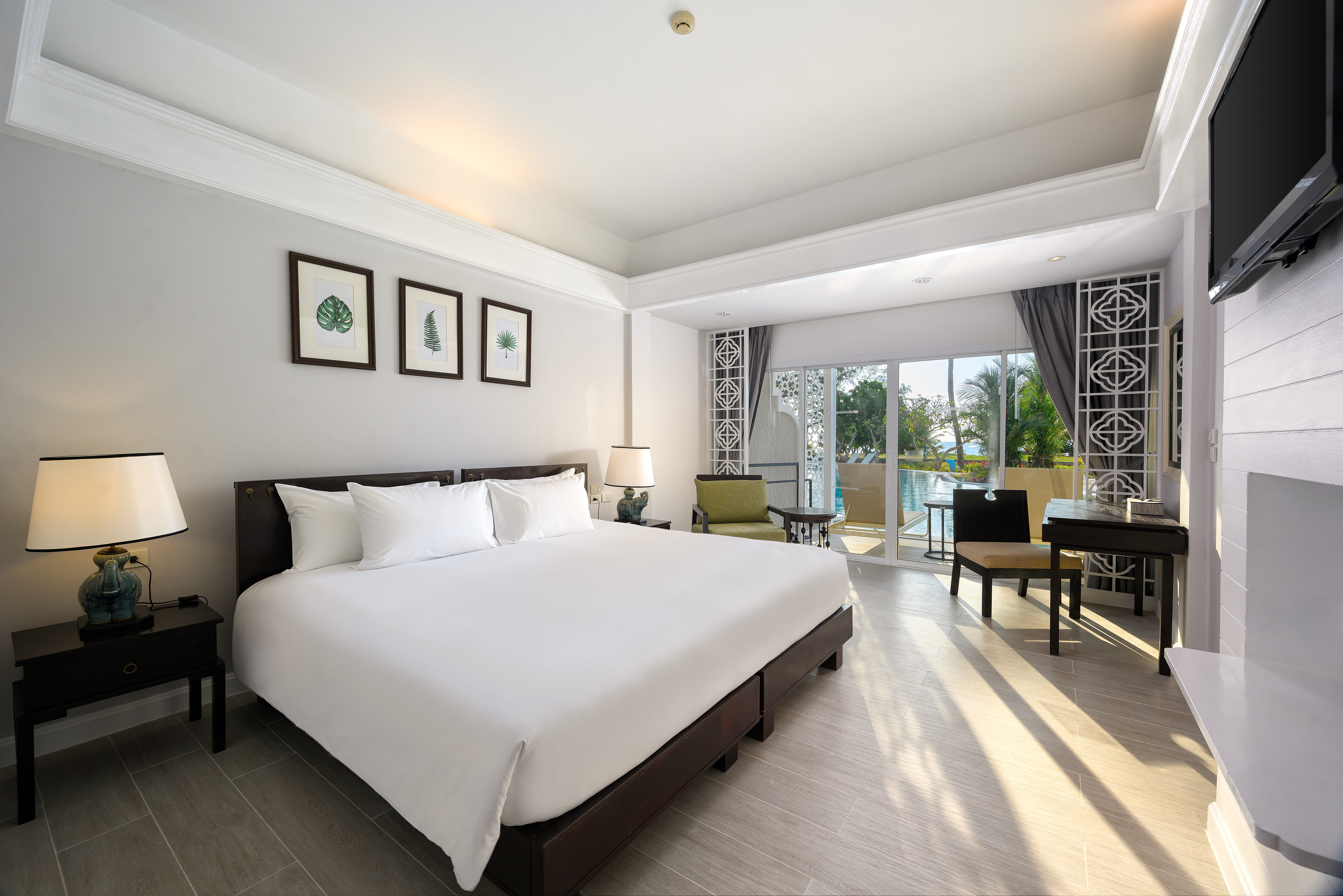 Double or Twin Deluxe with Terrace