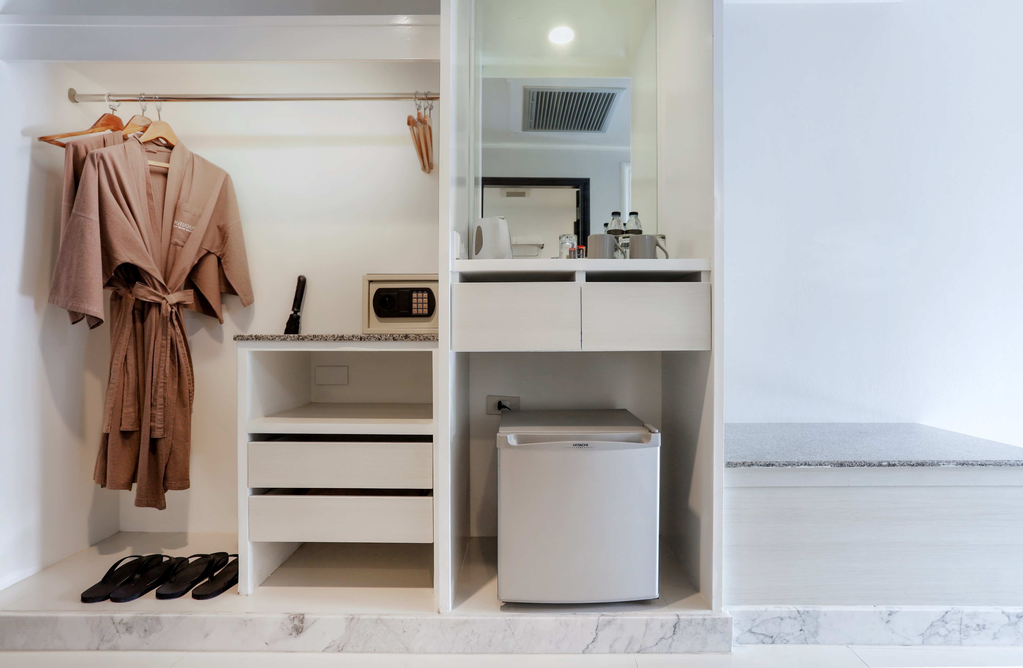 Family Room Connecting Room