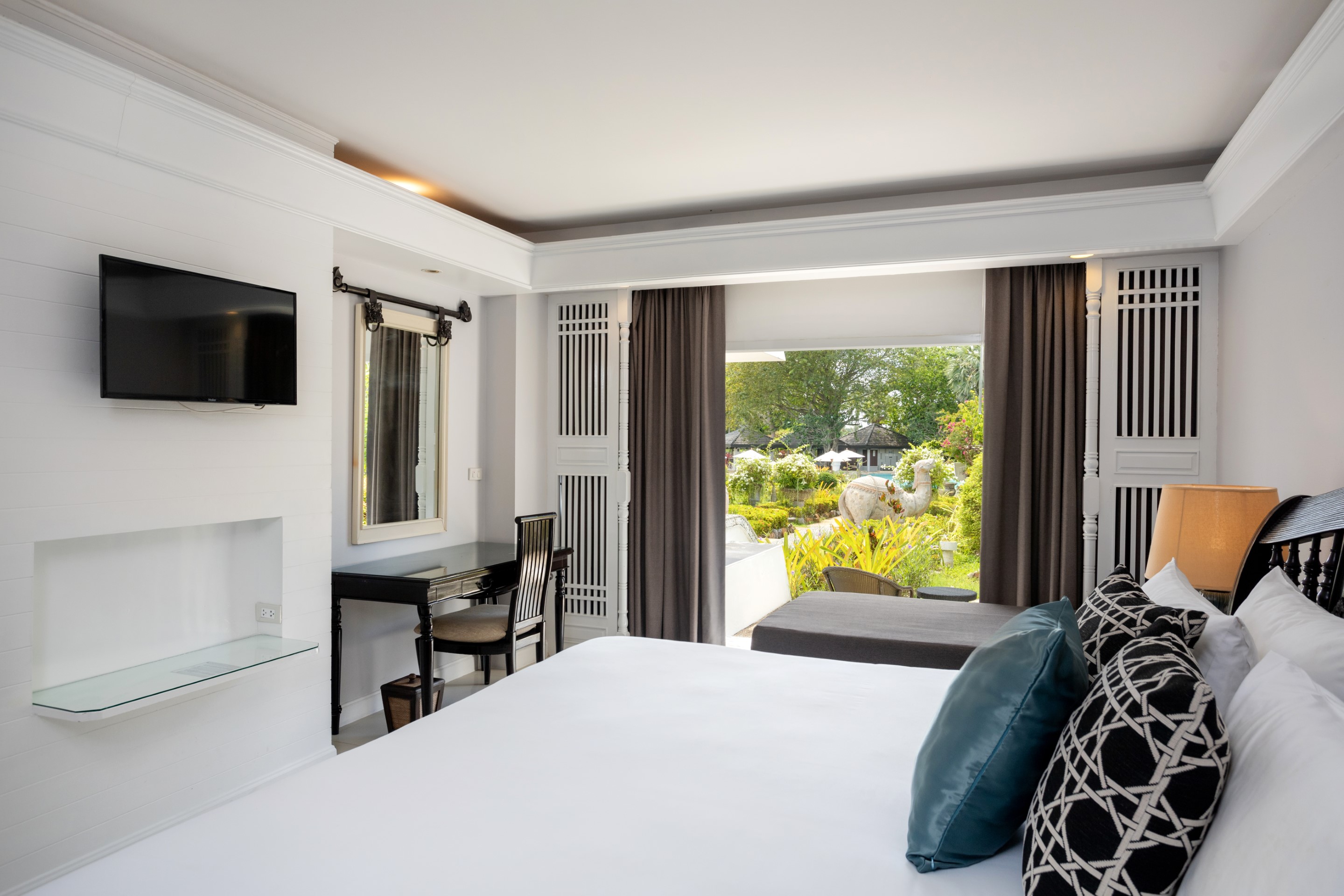 Double or Twin Deluxe Garden View