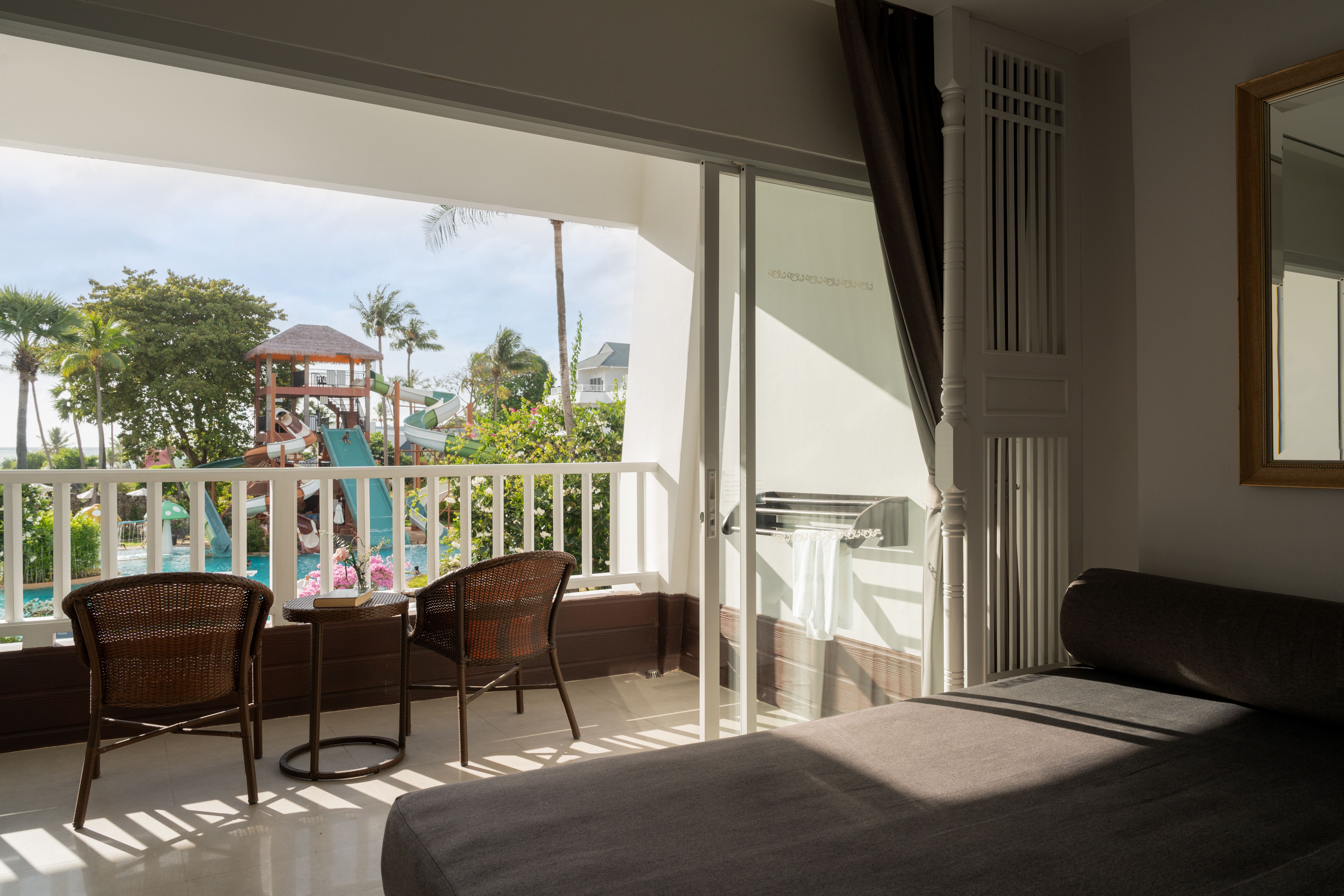 Double or Twin Deluxe Pool View