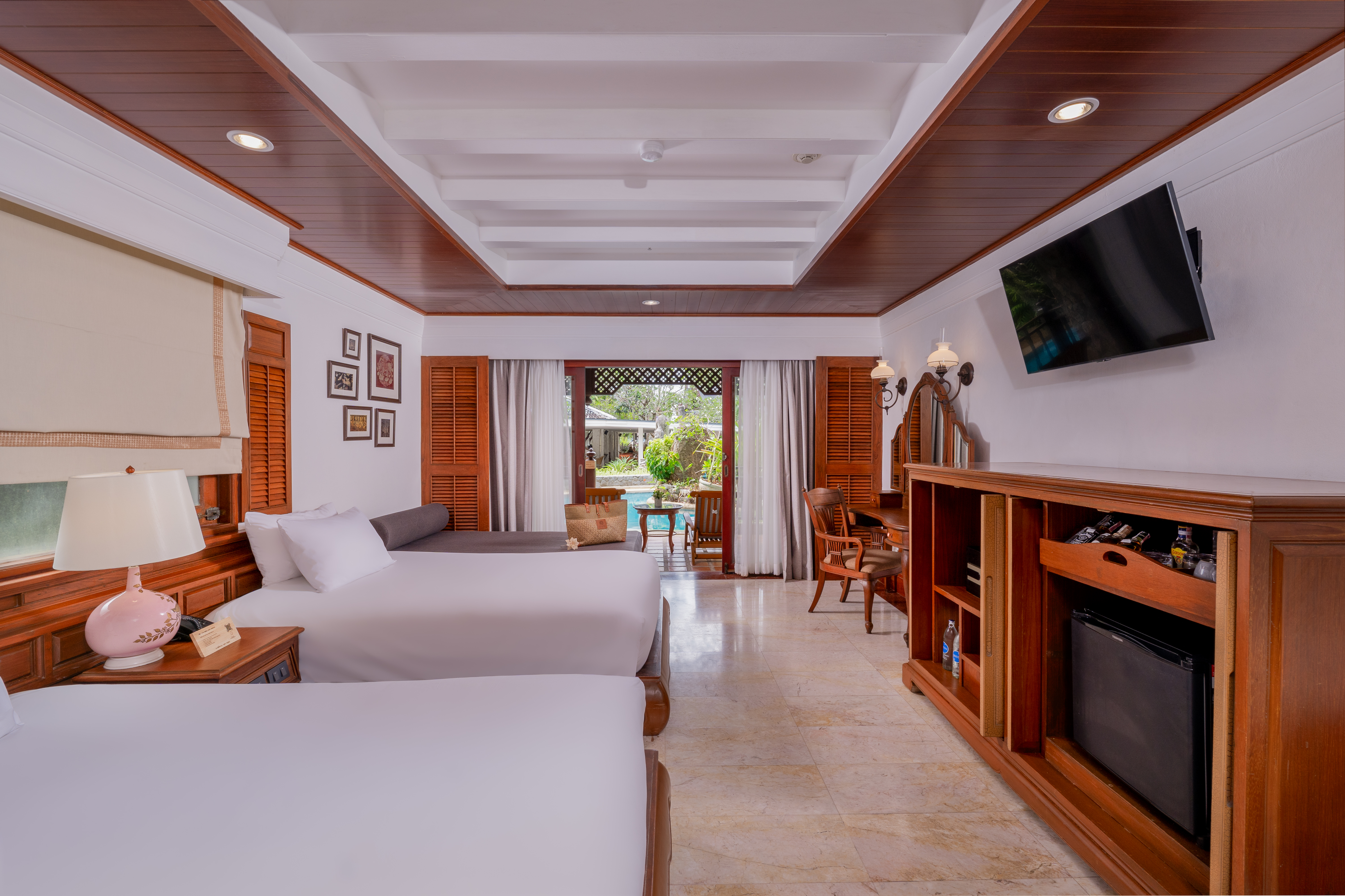 Family Room Connecting Room