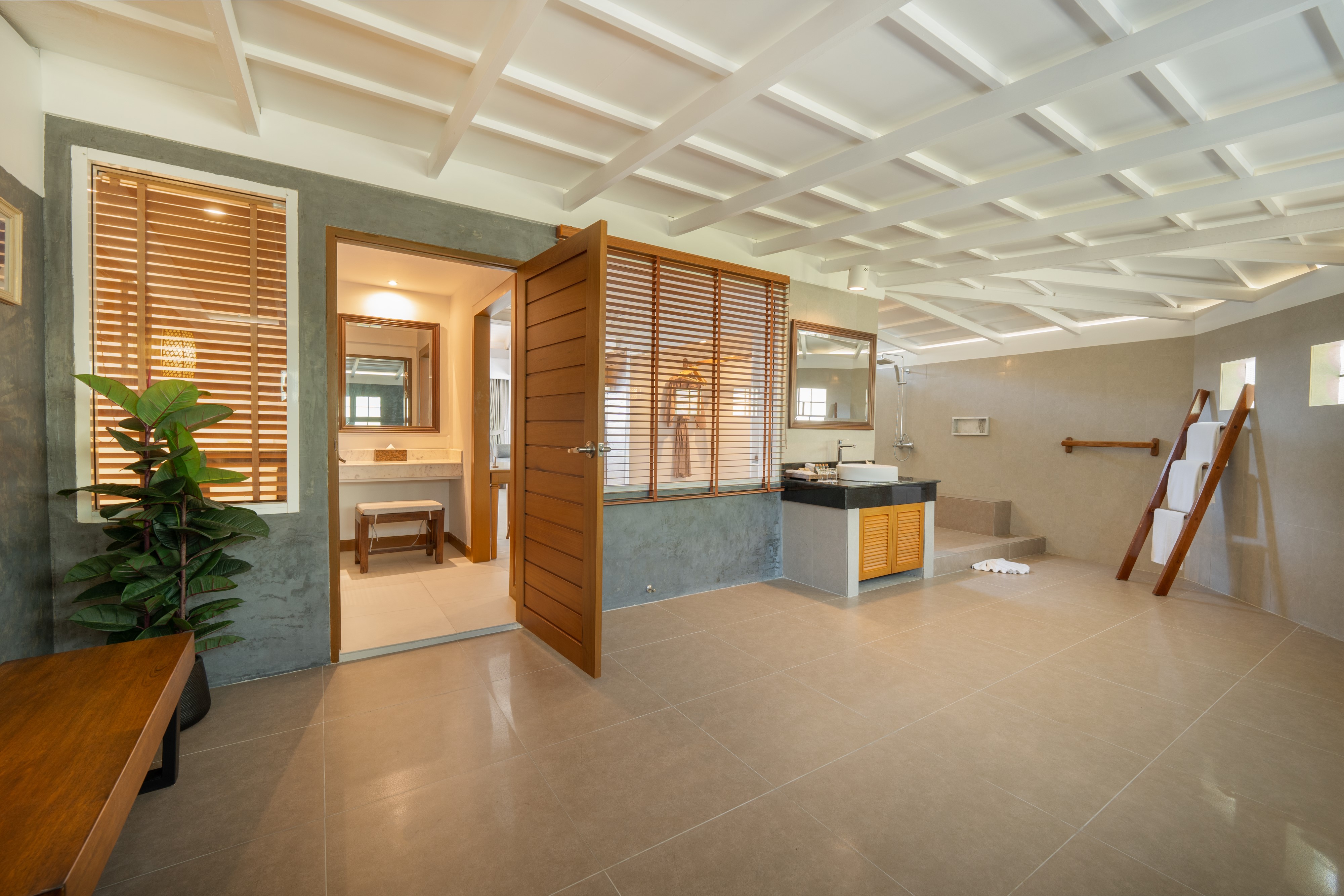 Double or Twin Deluxe One Bed