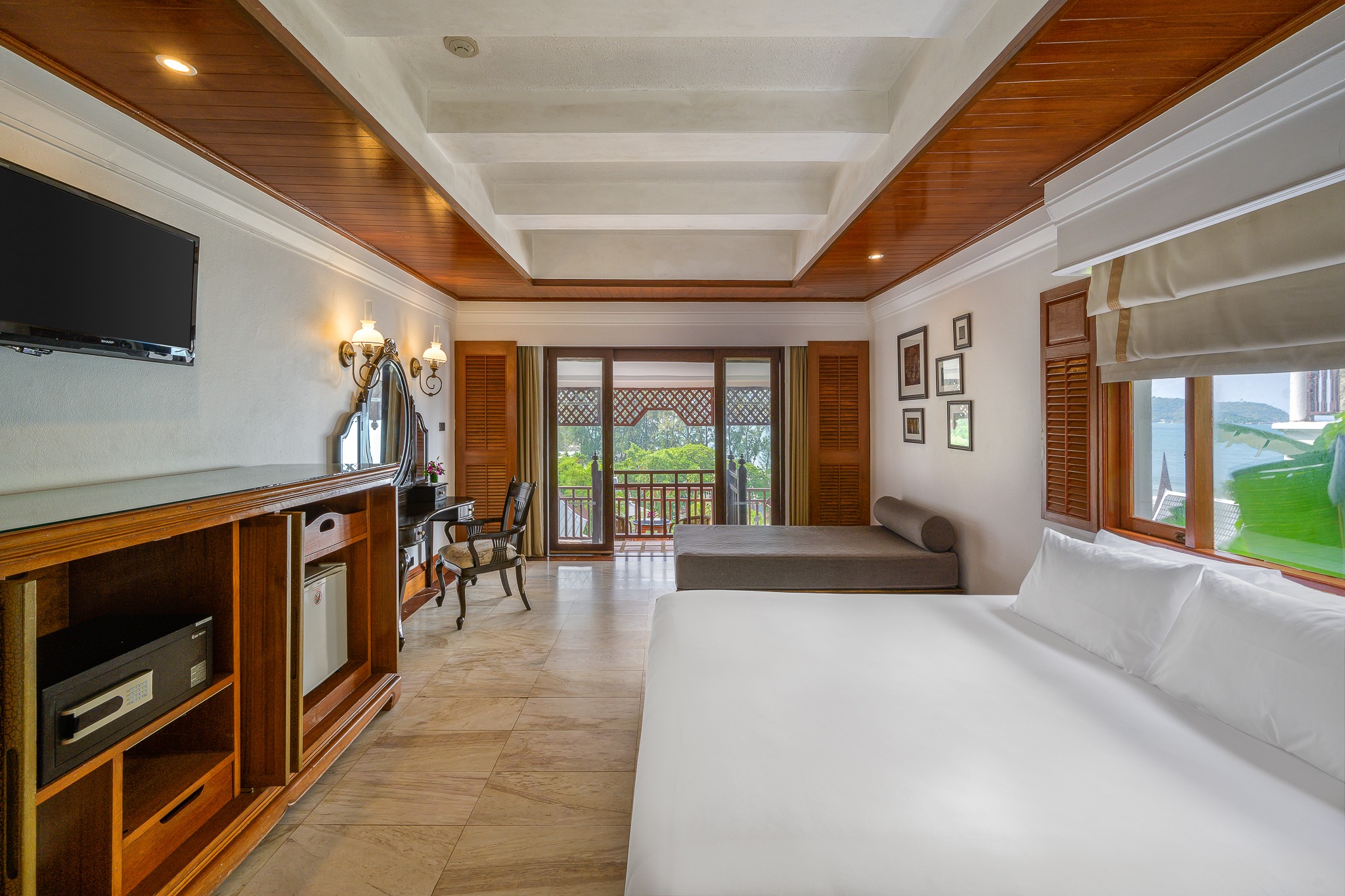 Double or Twin with Terrace