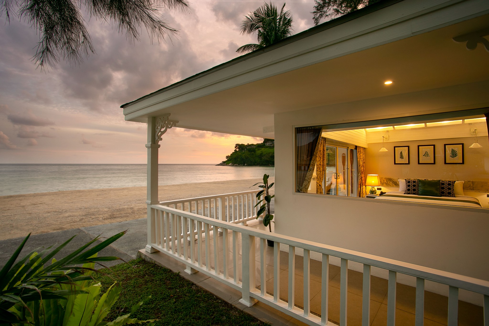 Double or Twin Beach Front