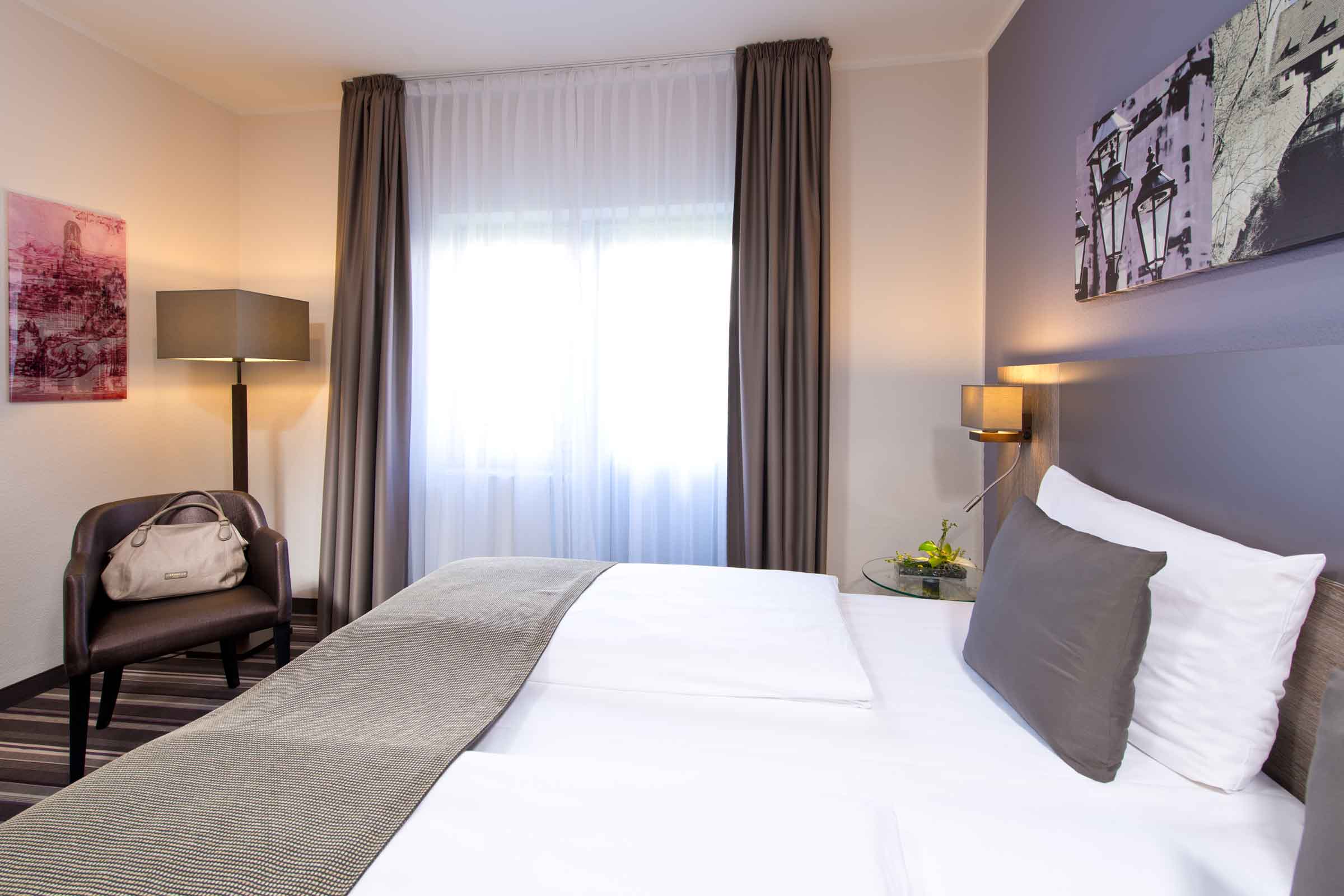 Double or Twin Standard