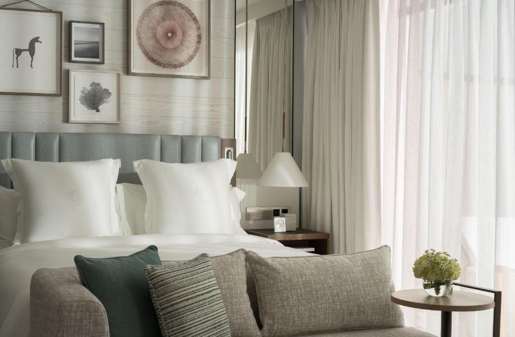 Double King Size Bed